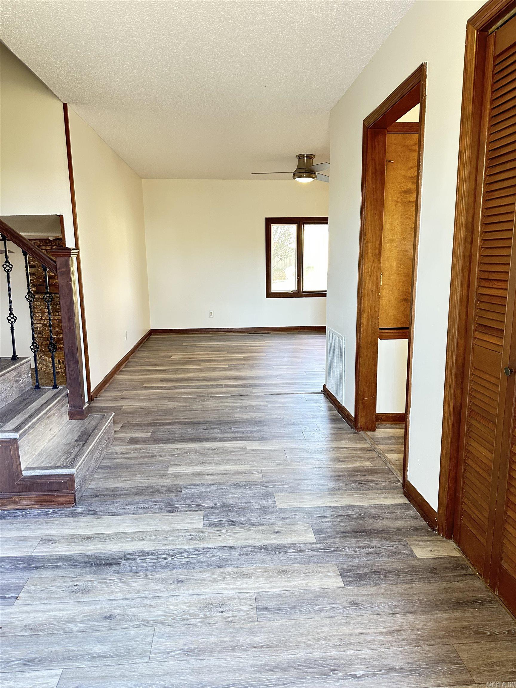 Sherwood Acres - Residential