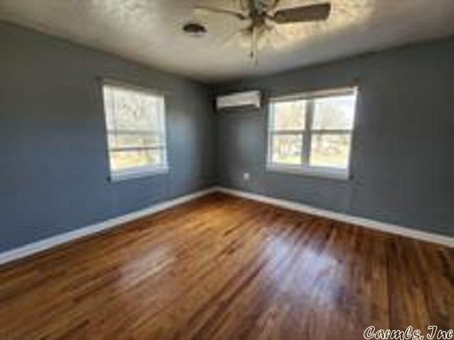 Holts Industrial - Residential Lease