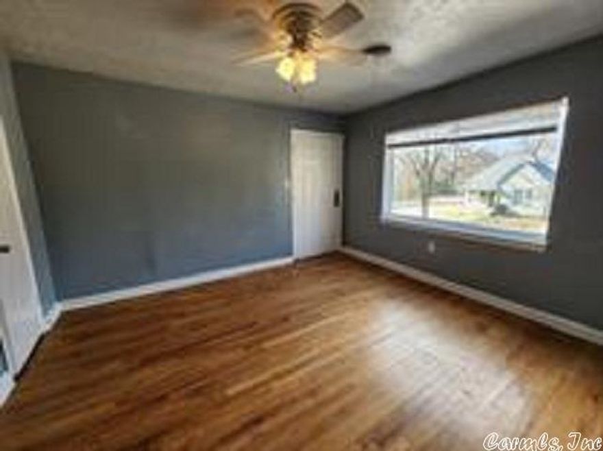 1 bedroom 1 bathroom. freshly painted. refrigerator, lawn care and trash provided.