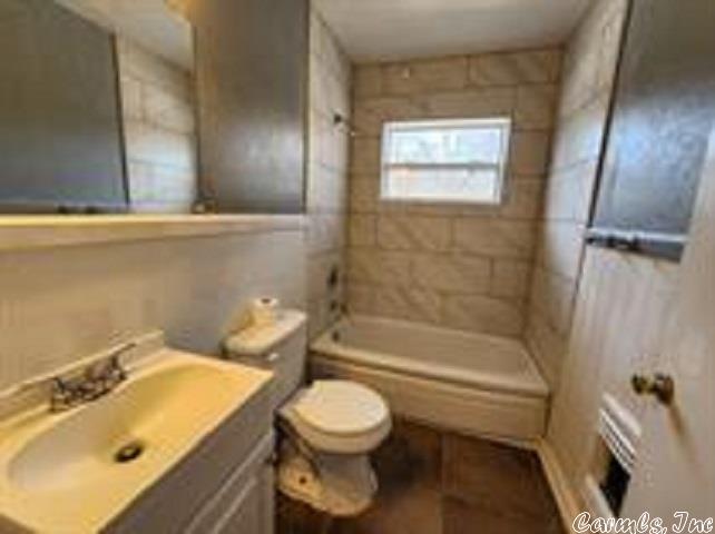 Holts Industrial - Residential Lease