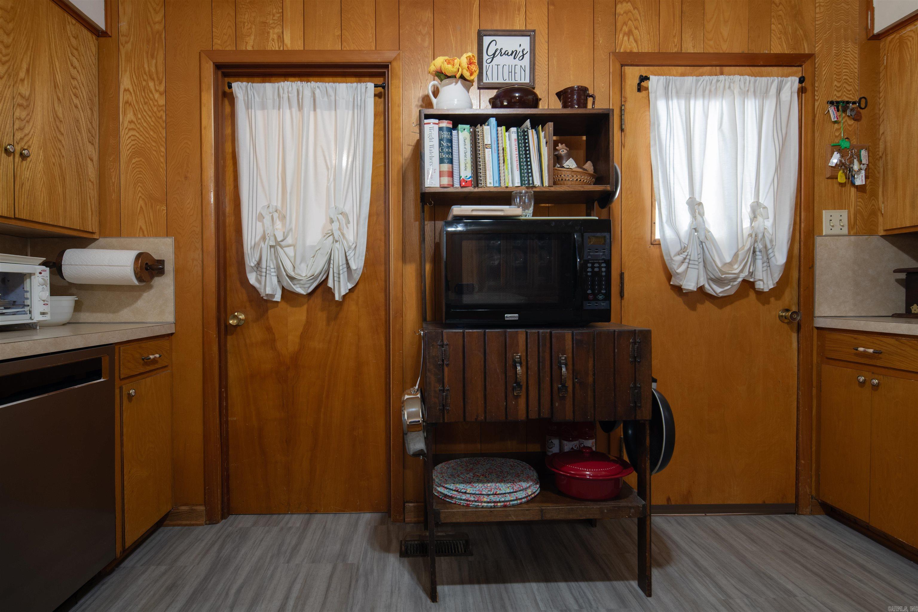 BROADVIEW - Residential