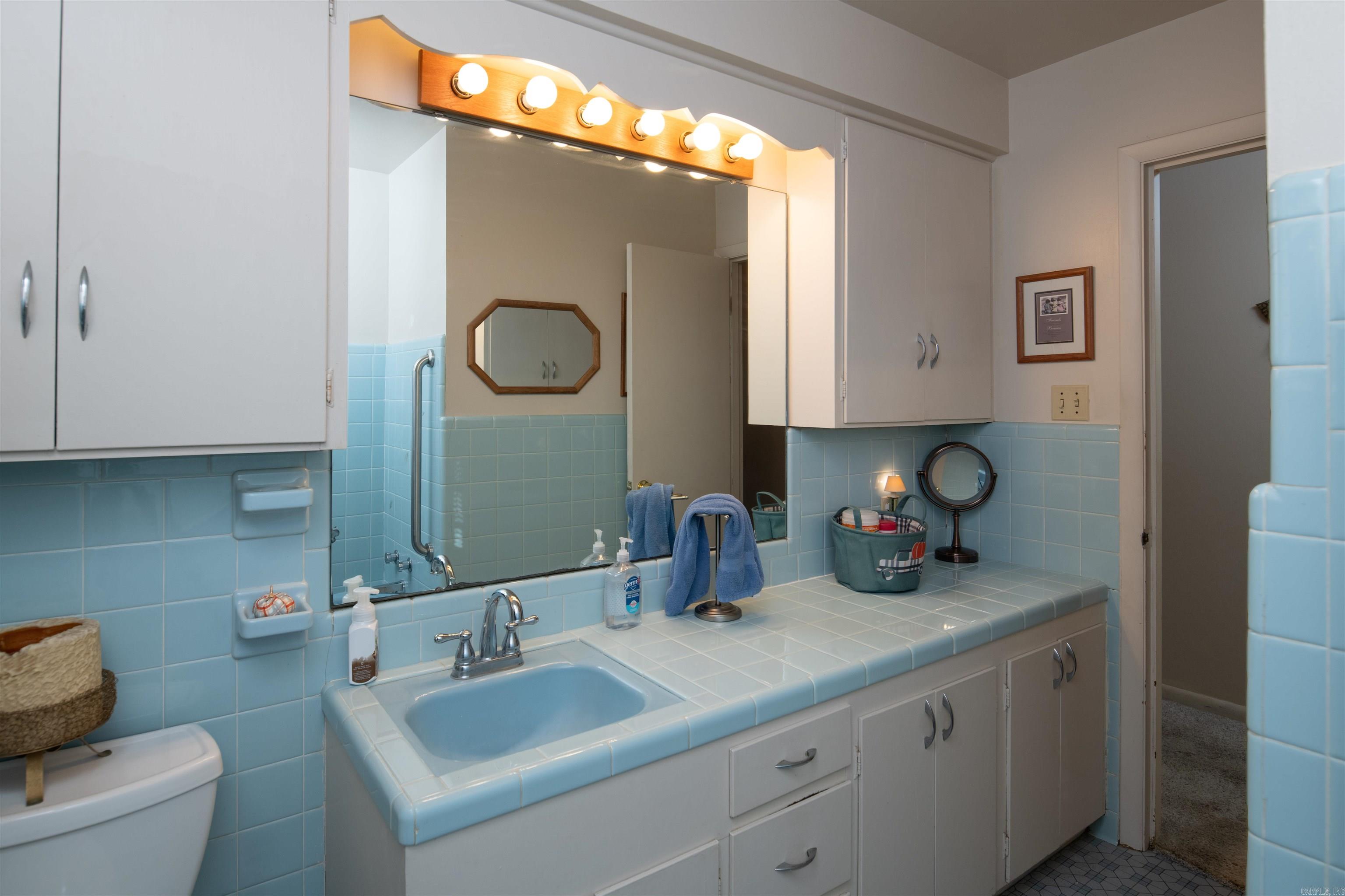 BROADVIEW - Residential