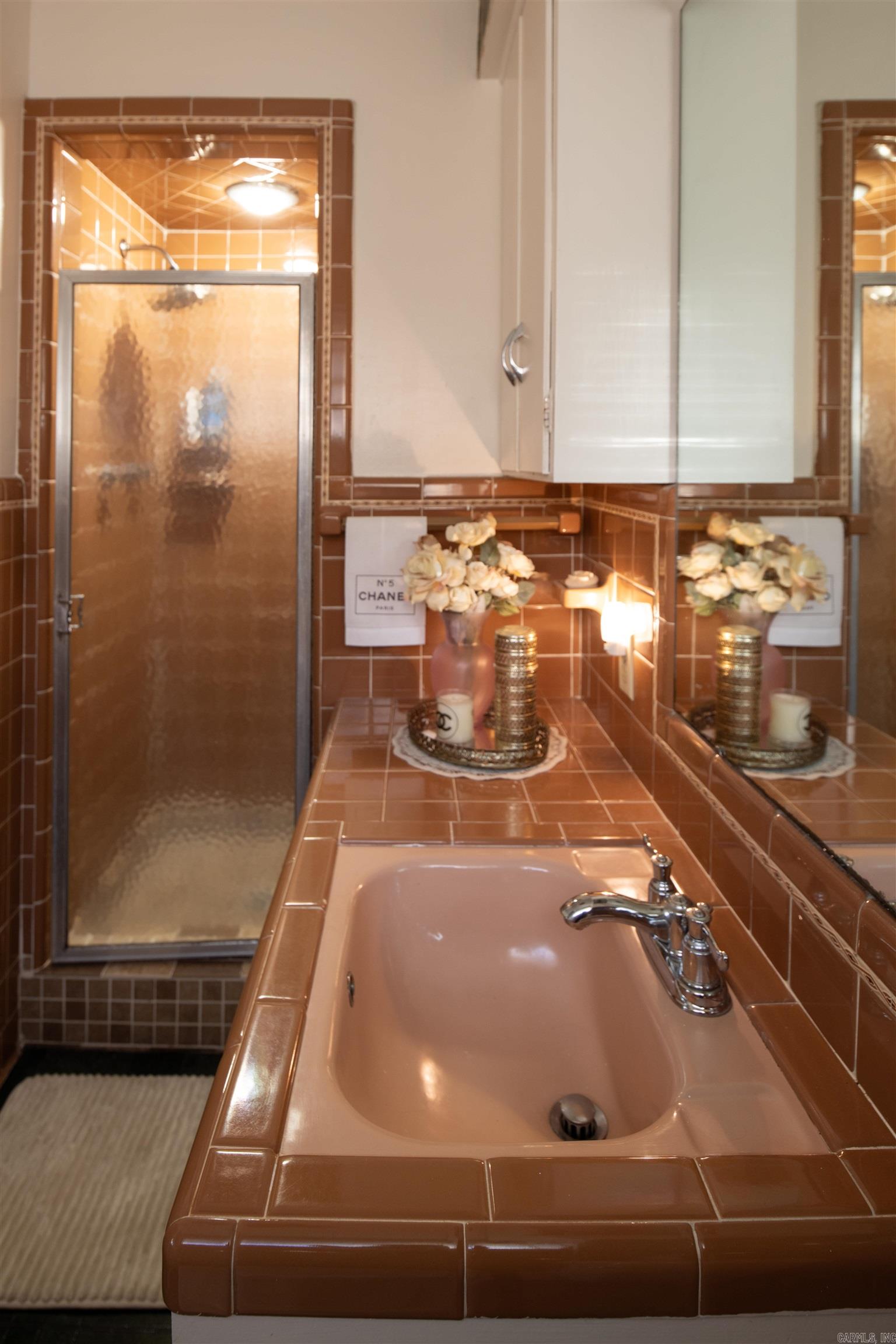 BROADVIEW - Residential