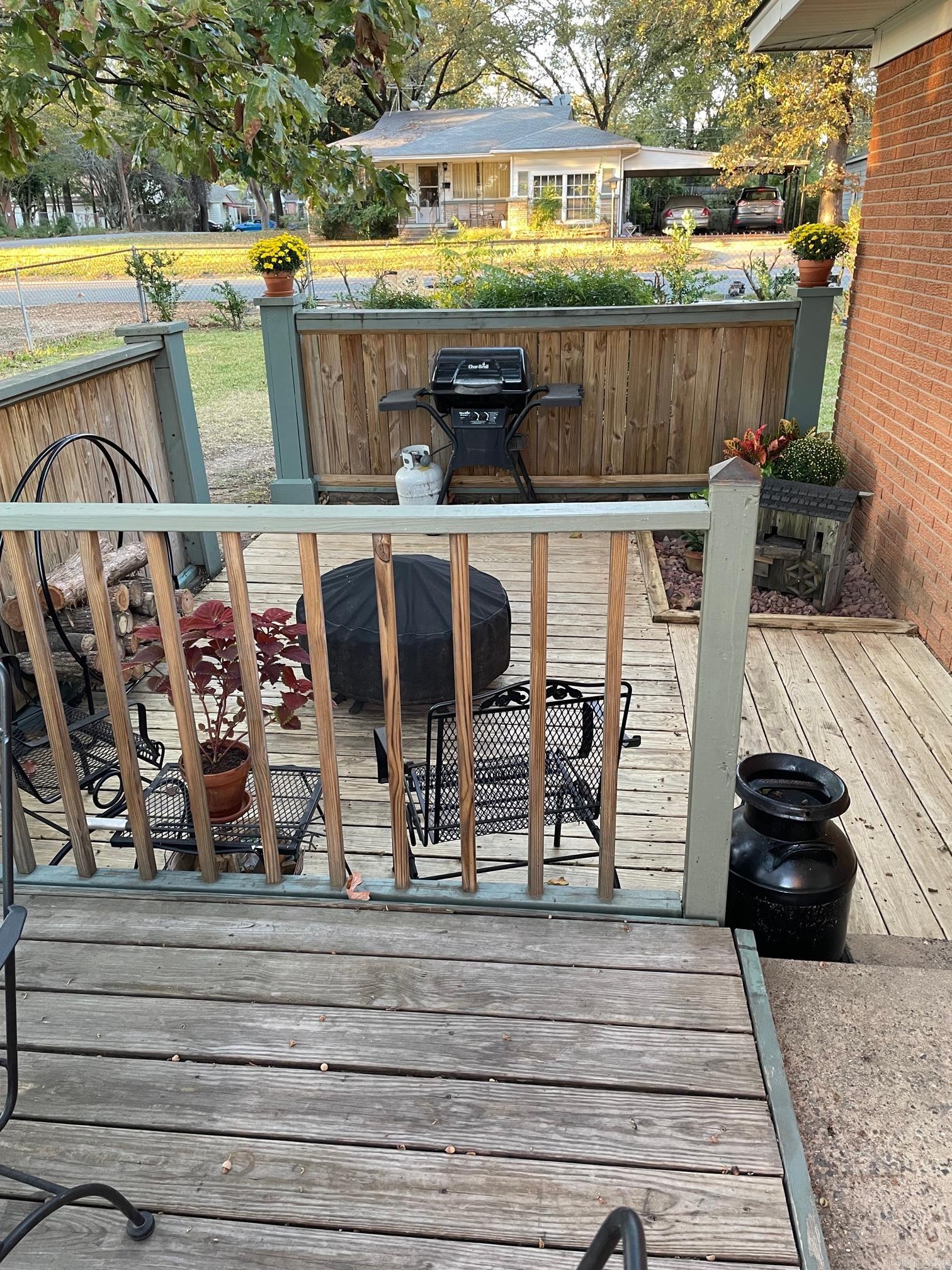 BROADVIEW - Residential