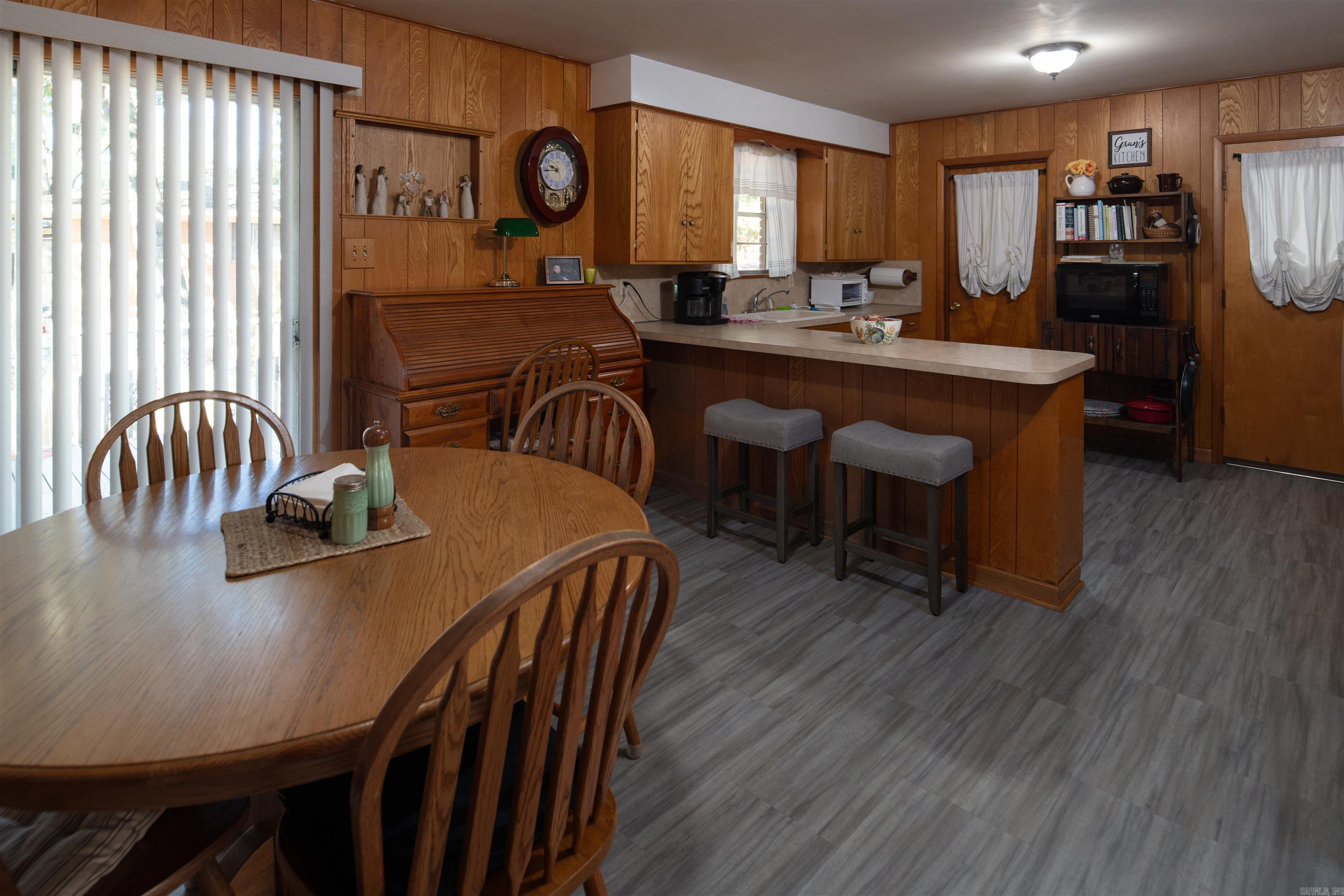 BROADVIEW - Residential