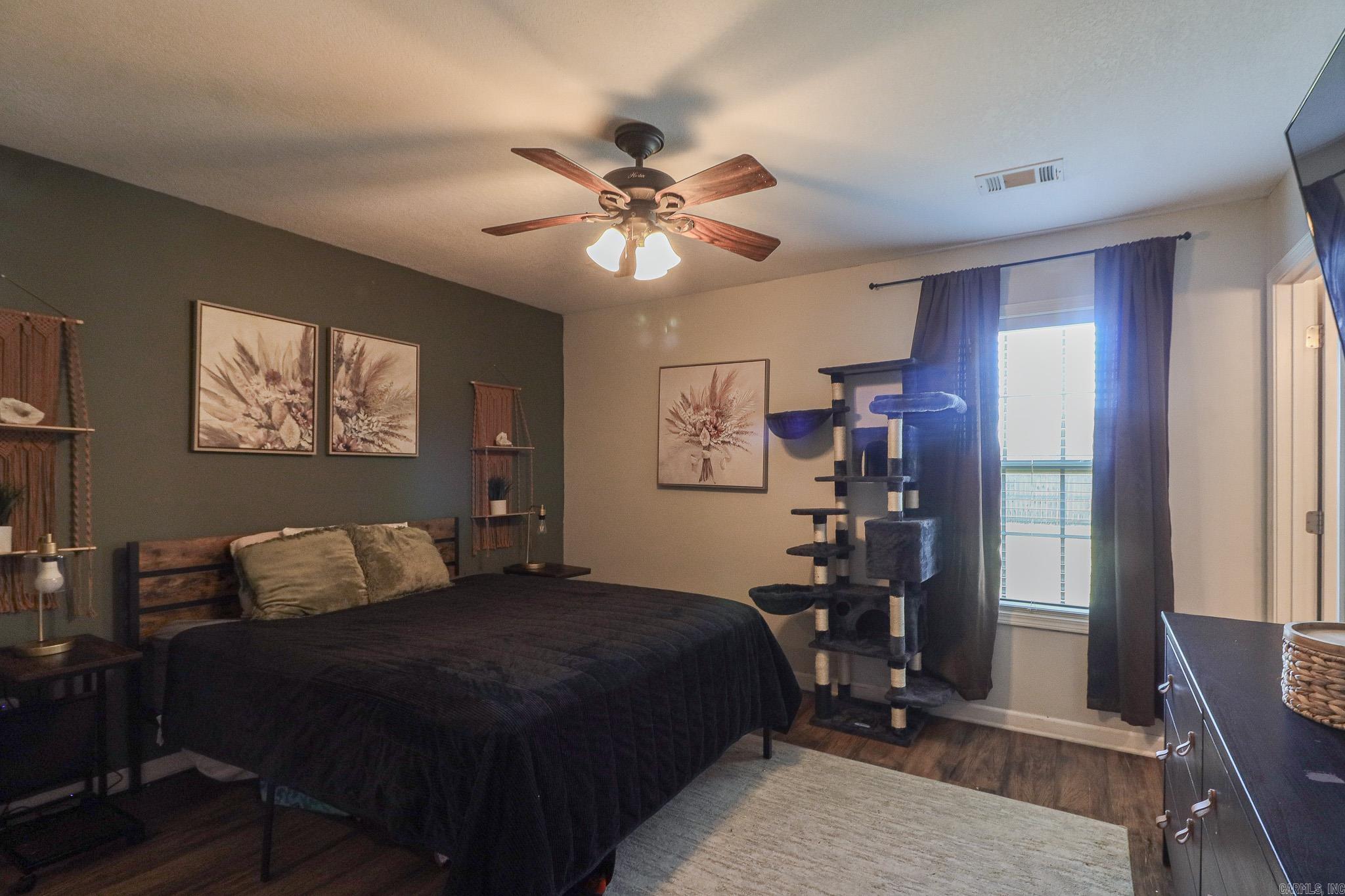 Criss - Residential