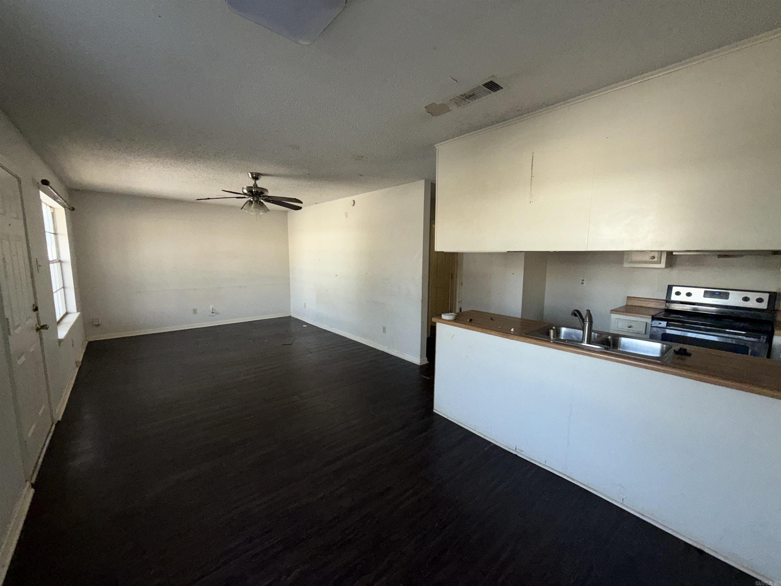 HILL HEIGHTS - Residential