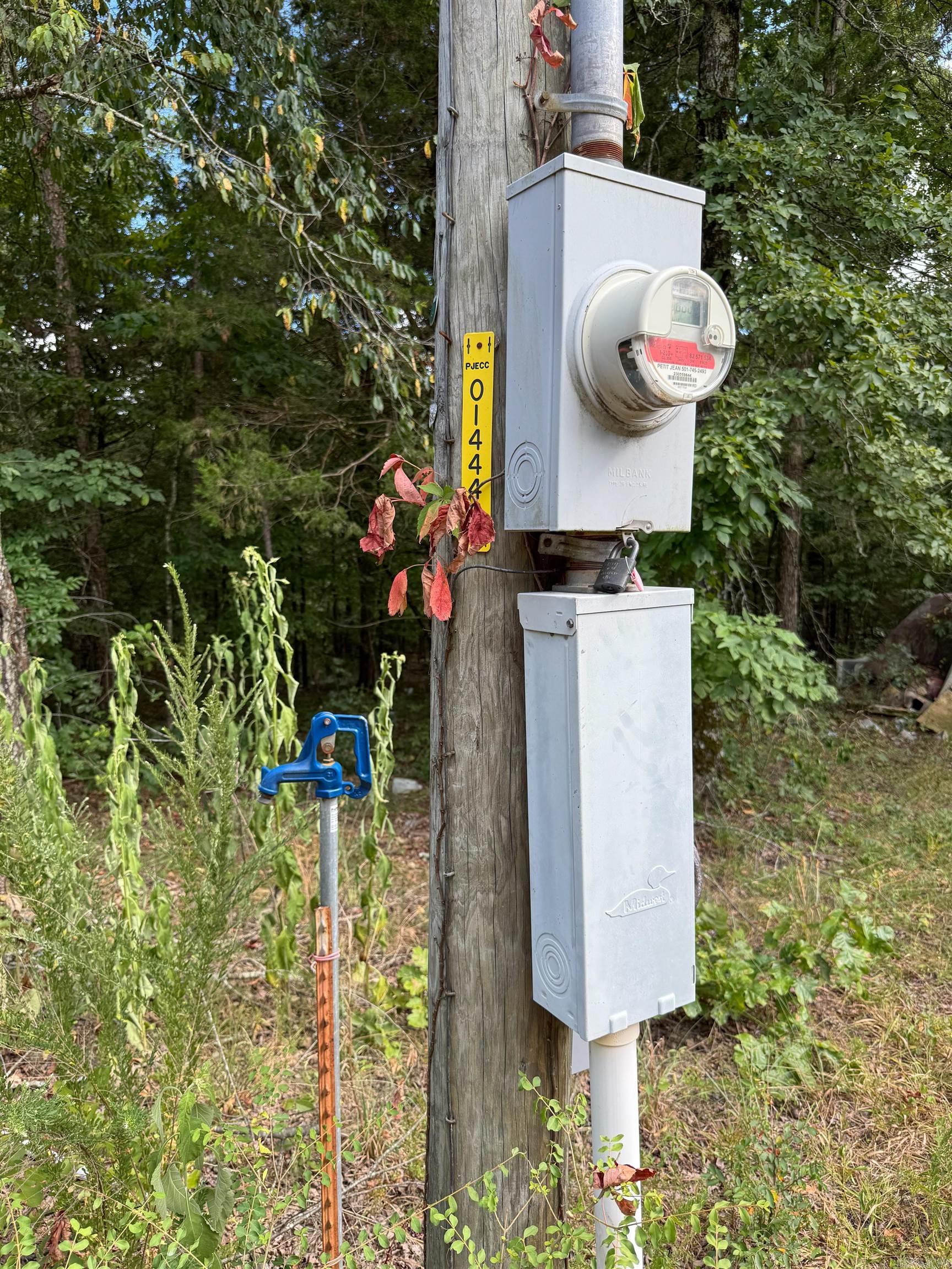 Metes & Bounds - Land