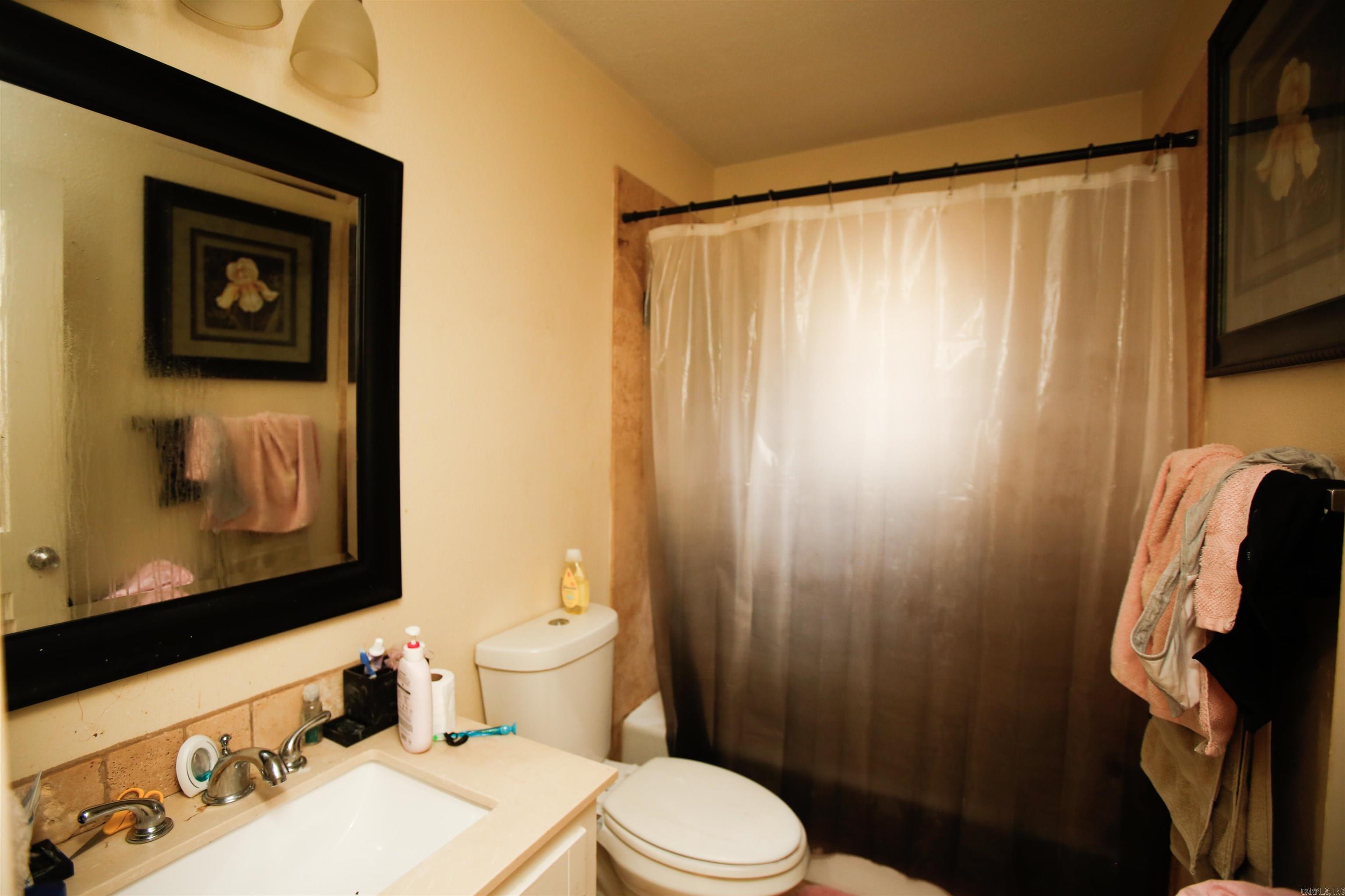 CAPITAL PLACE - Residential