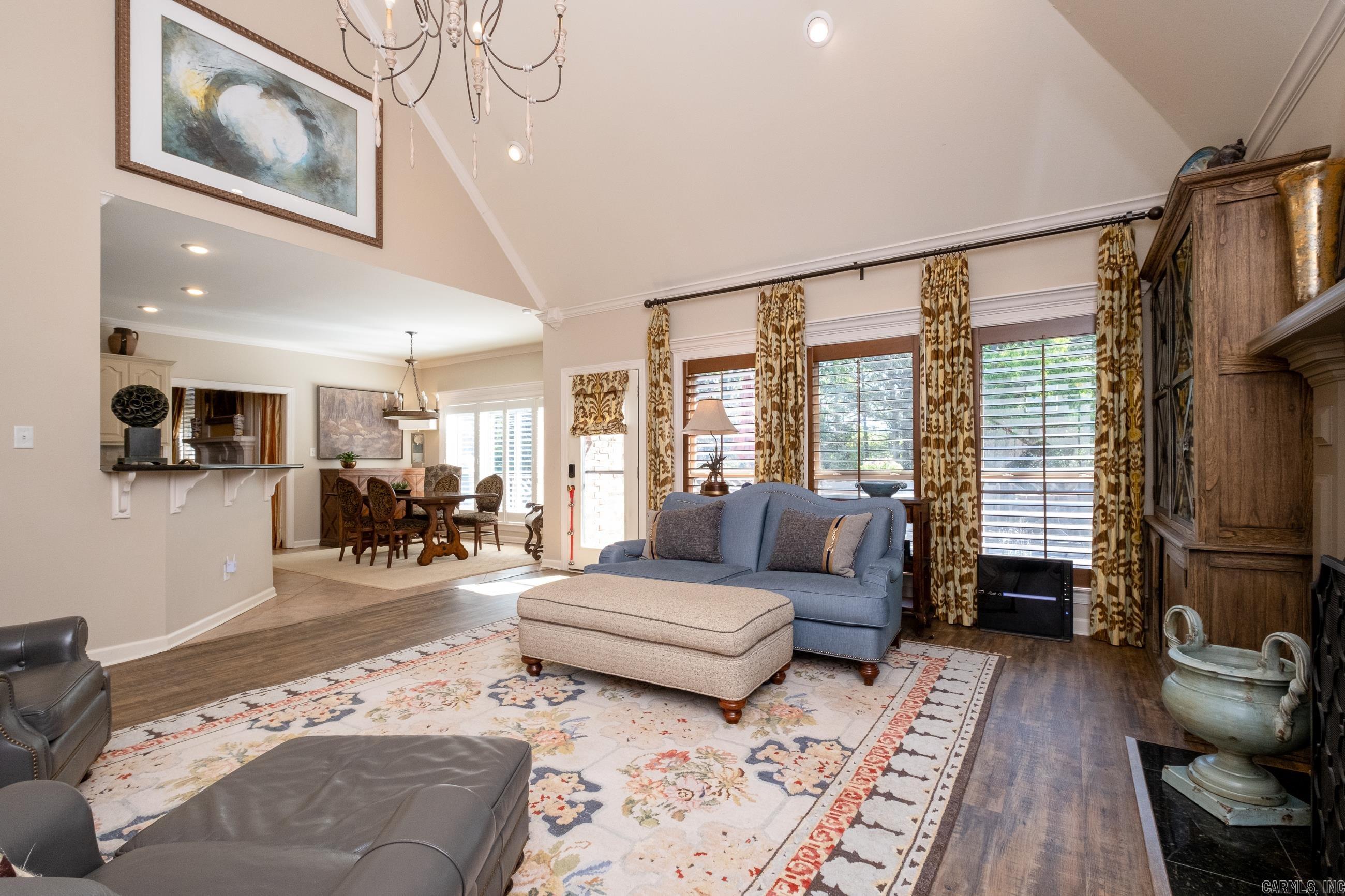 CHENAL VALLEY MARGEUAX - Residential