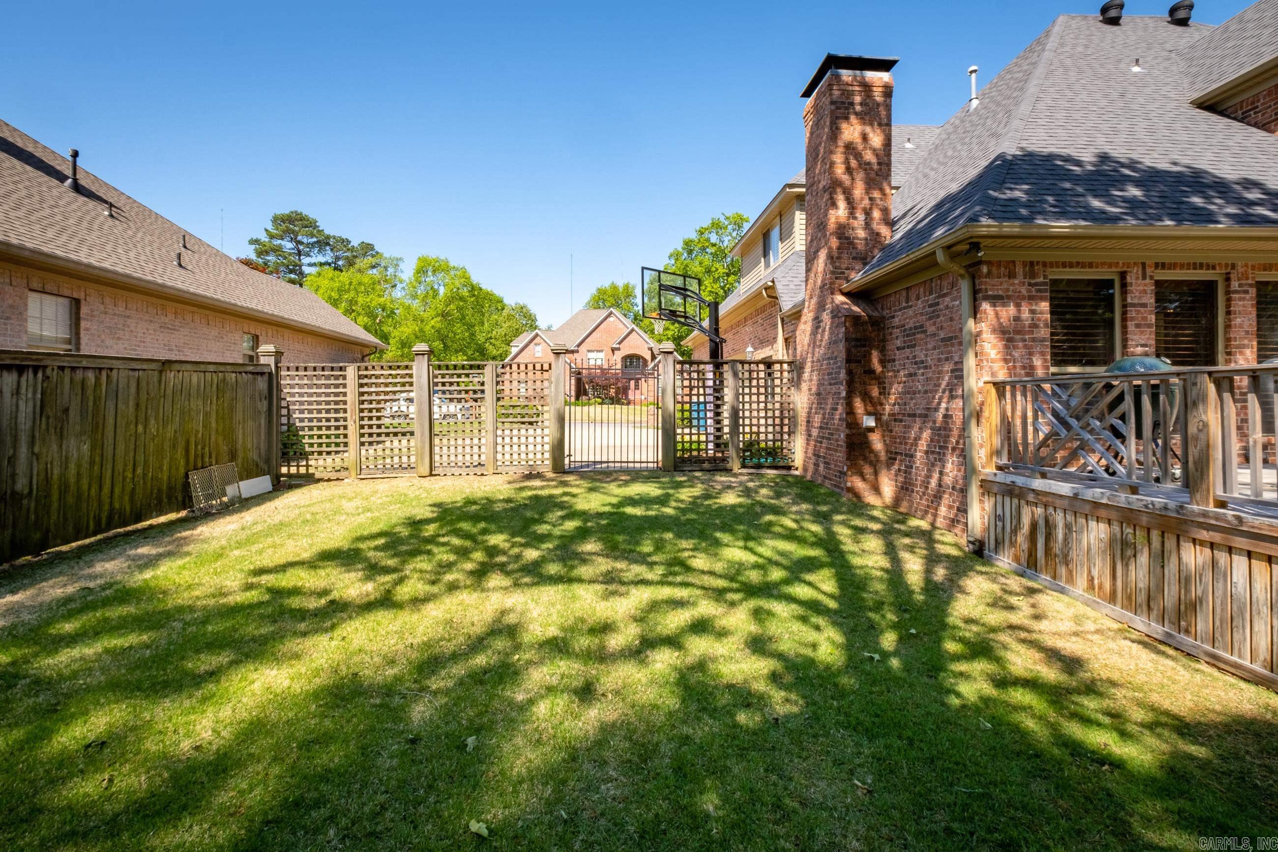 CHENAL VALLEY MARGEUAX - Residential