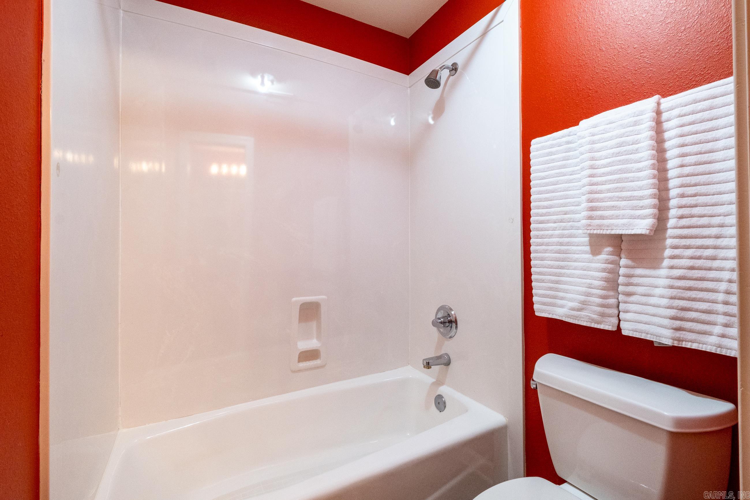 CHENAL VALLEY MARGEUAX - Residential