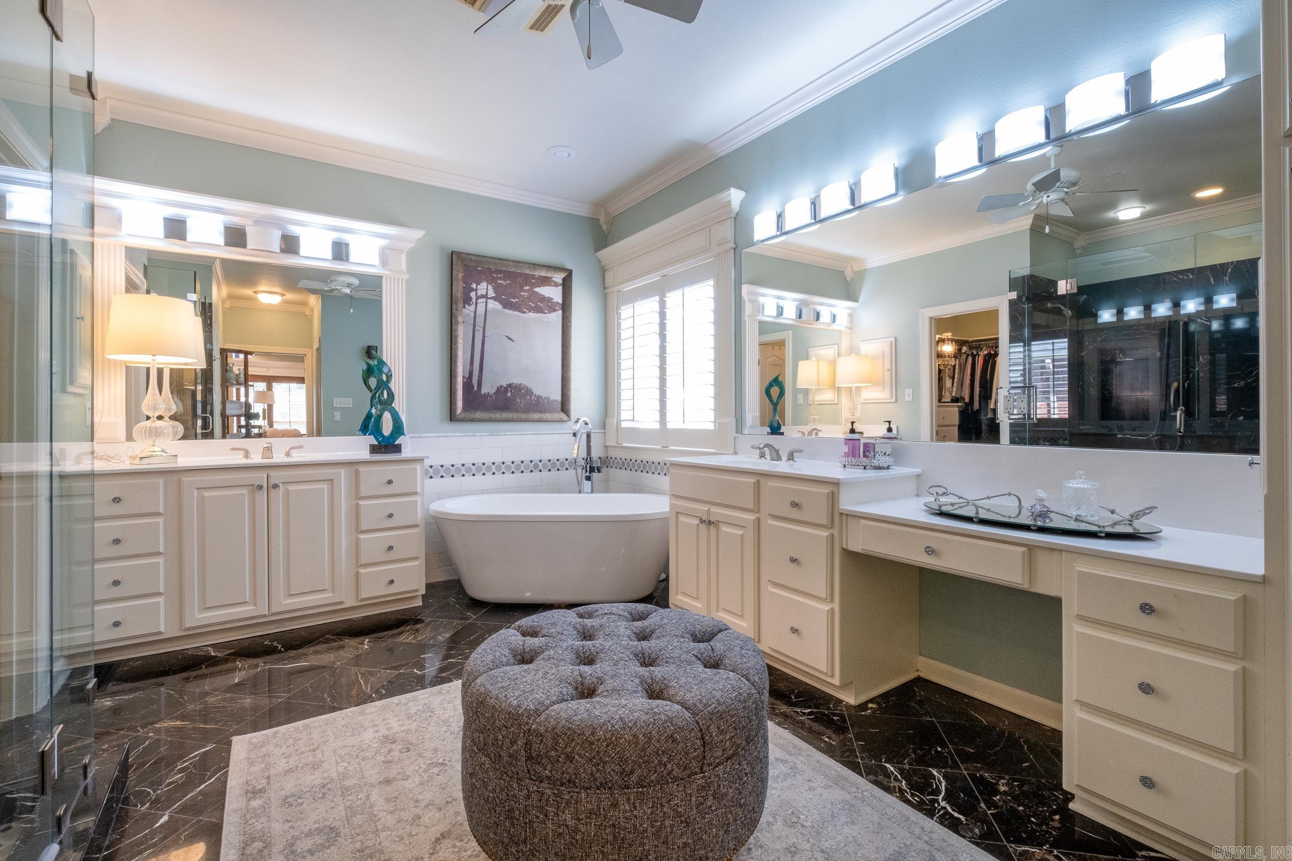 CHENAL VALLEY MARGEUAX - Residential