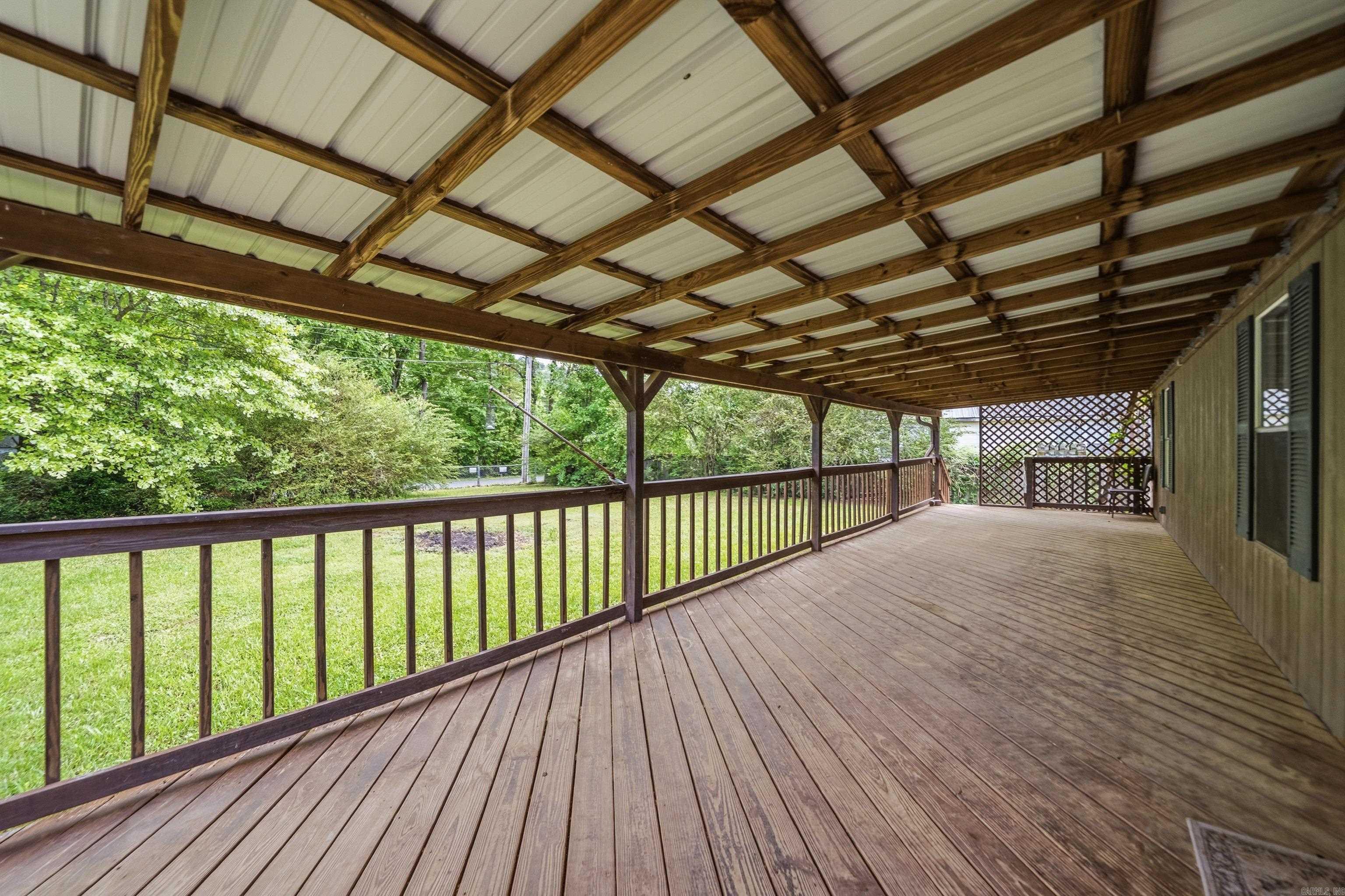 Lake Hamilton Outside - Residential