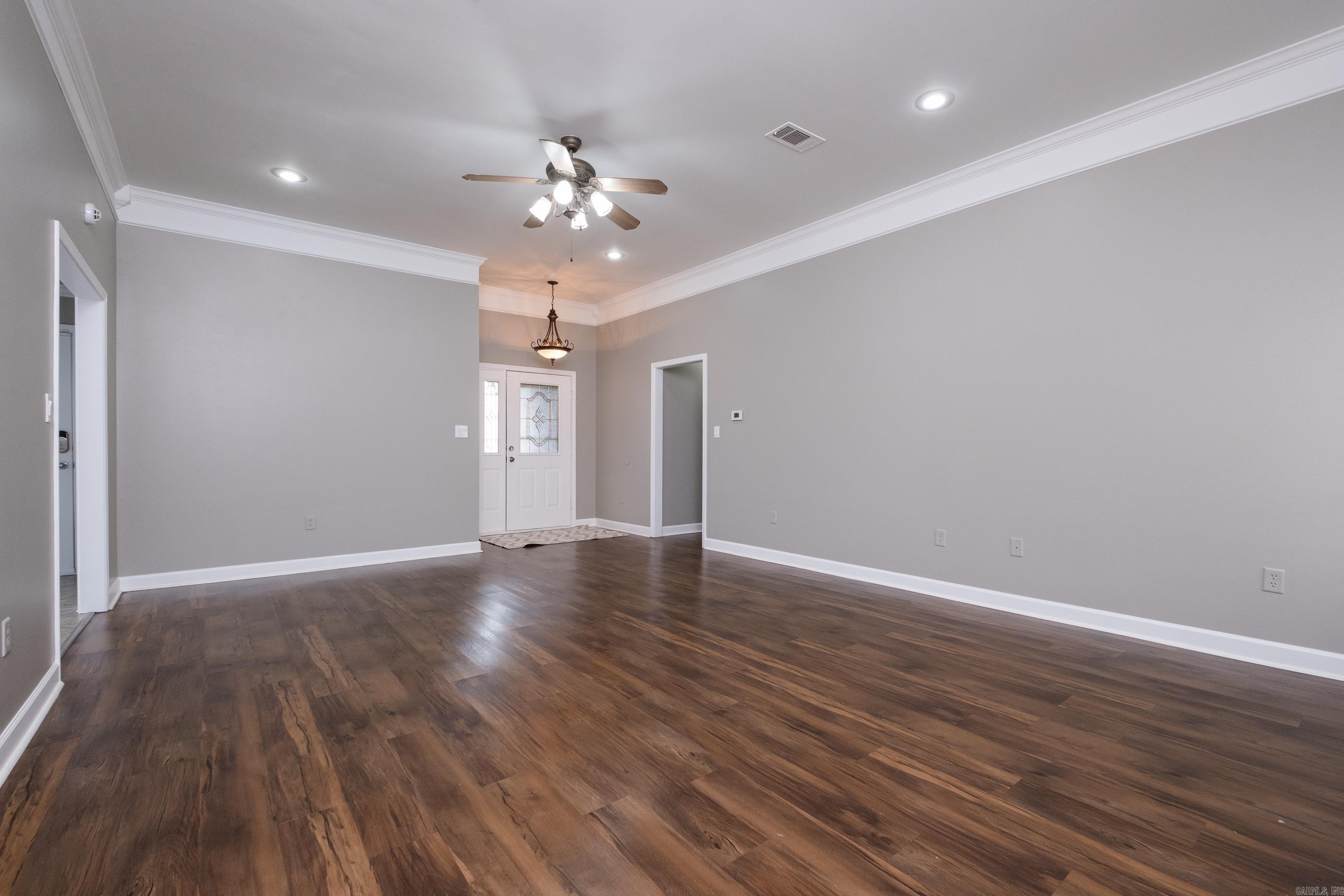 BENTLEY COURT - Residential