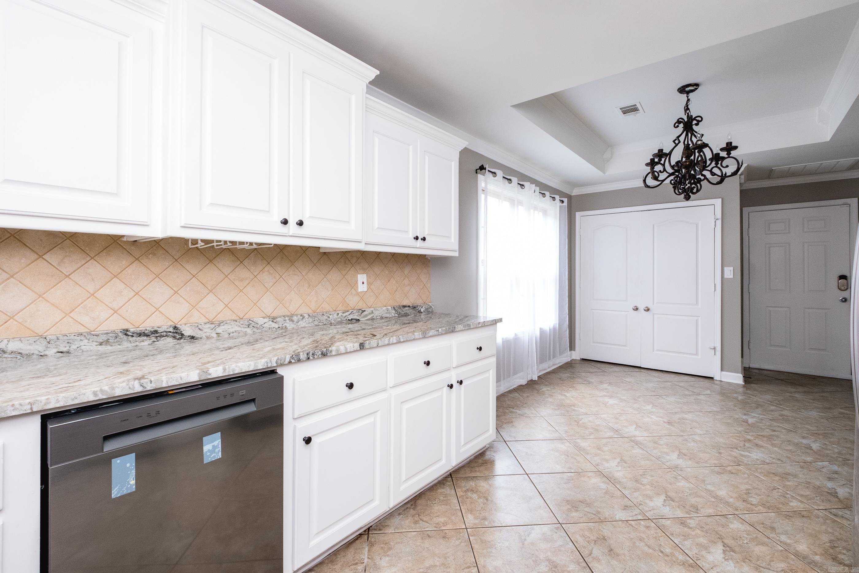 BENTLEY COURT - Residential