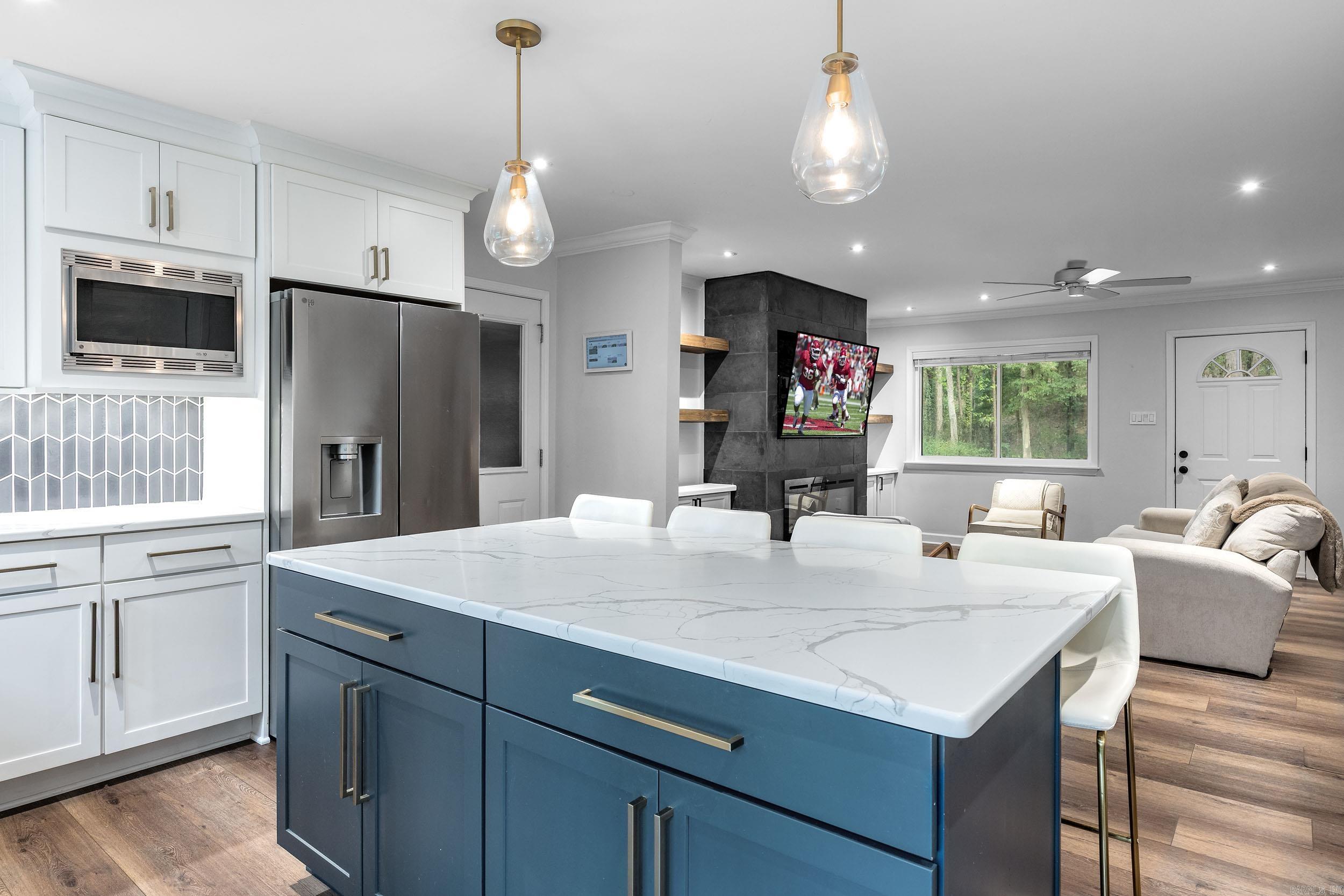 SPRING VALLEY MANOR - Residential