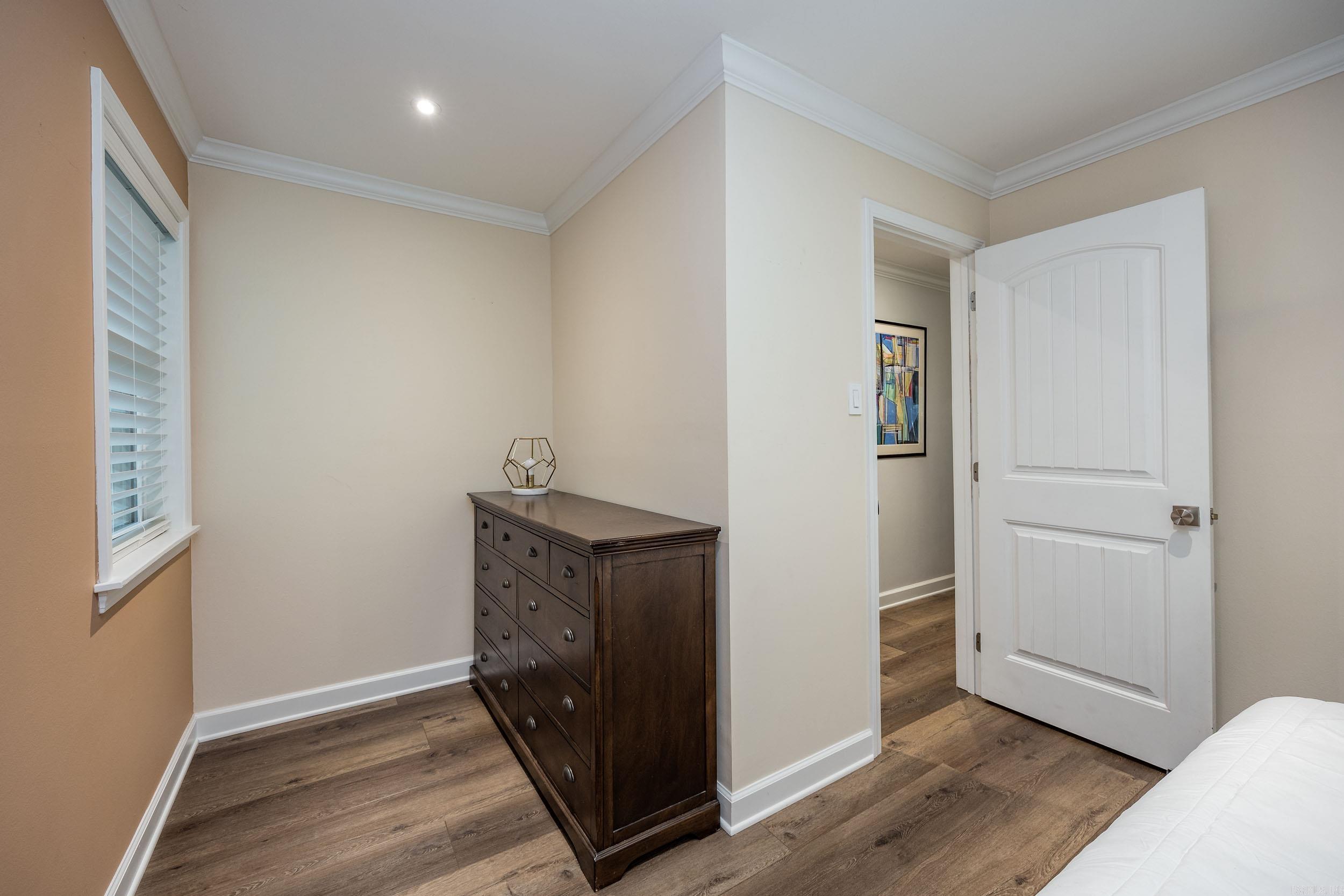 SPRING VALLEY MANOR - Residential