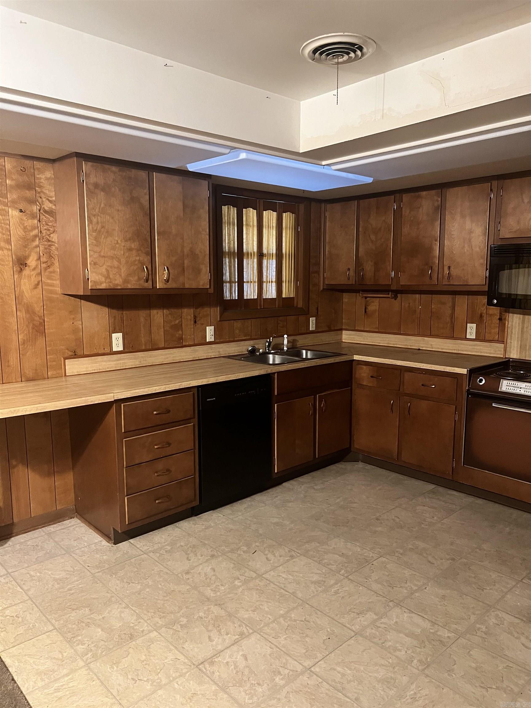 Chicot Terrace - Residential