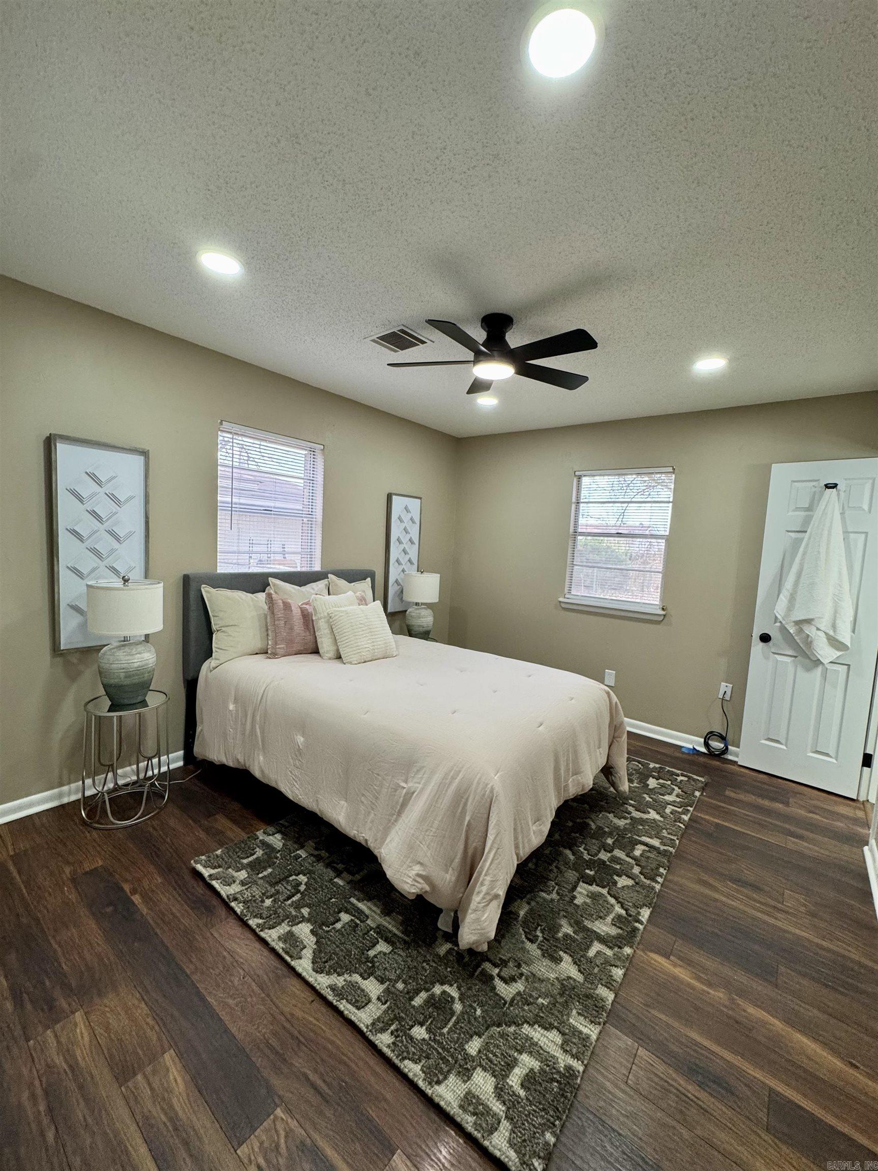 BELMONT - Residential