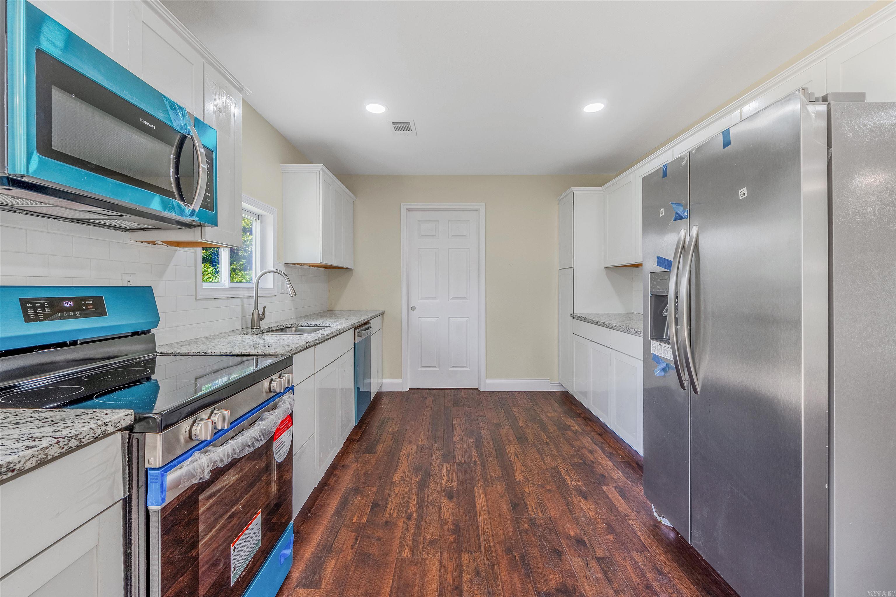 BILLY HARRELL - Residential