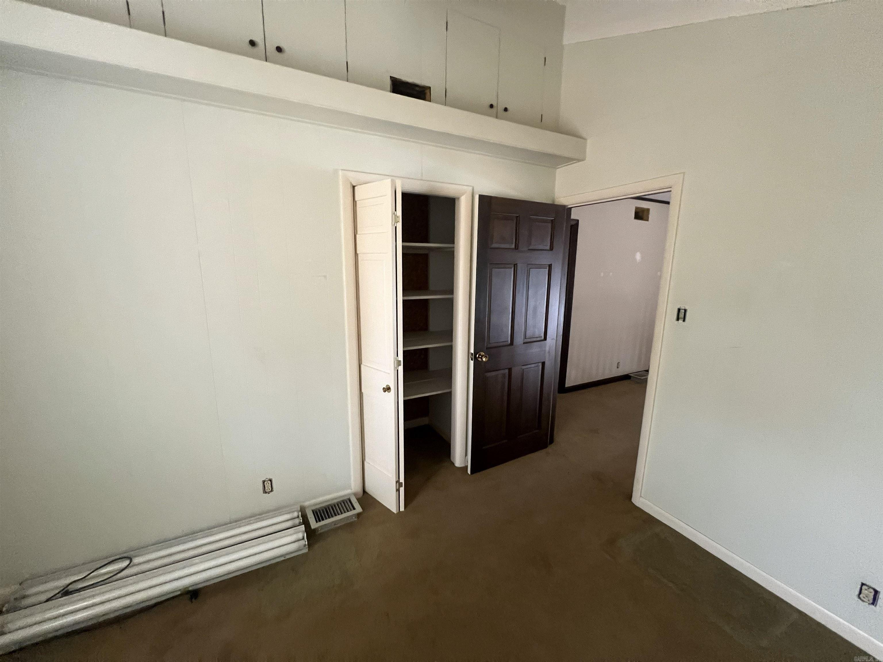 BRIDGES WALKER - Residential