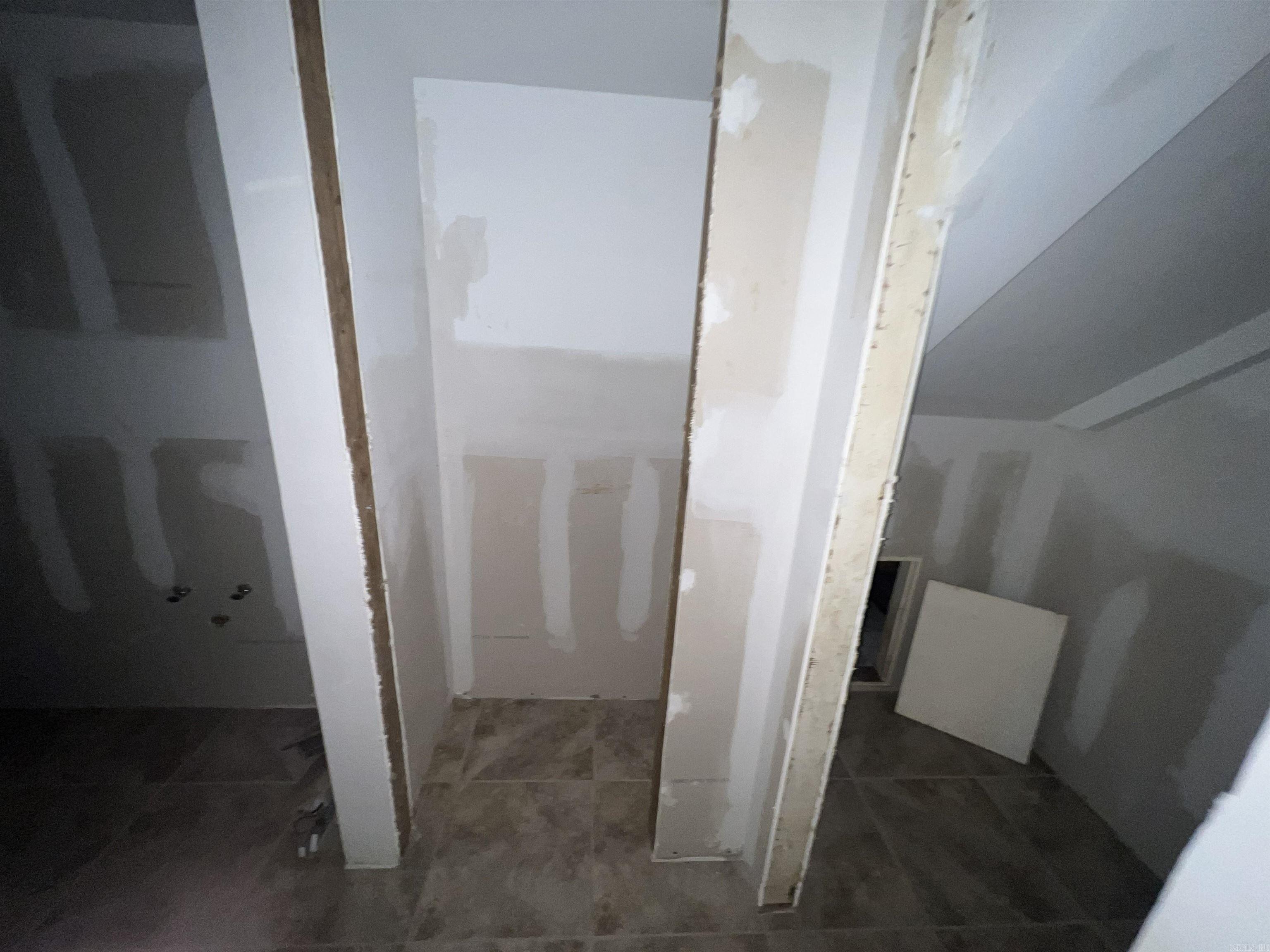 BRIDGES WALKER - Residential