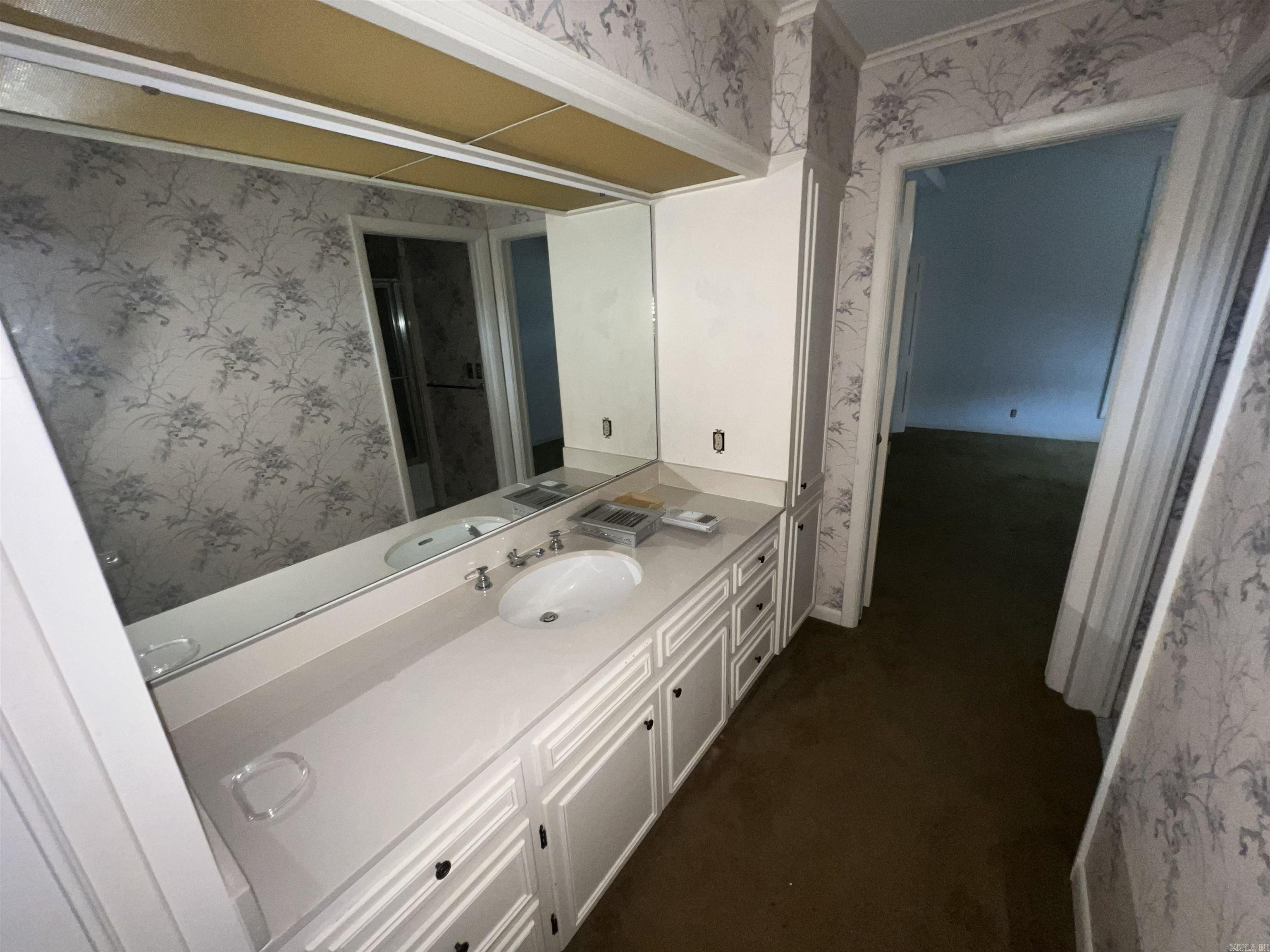 BRIDGES WALKER - Residential