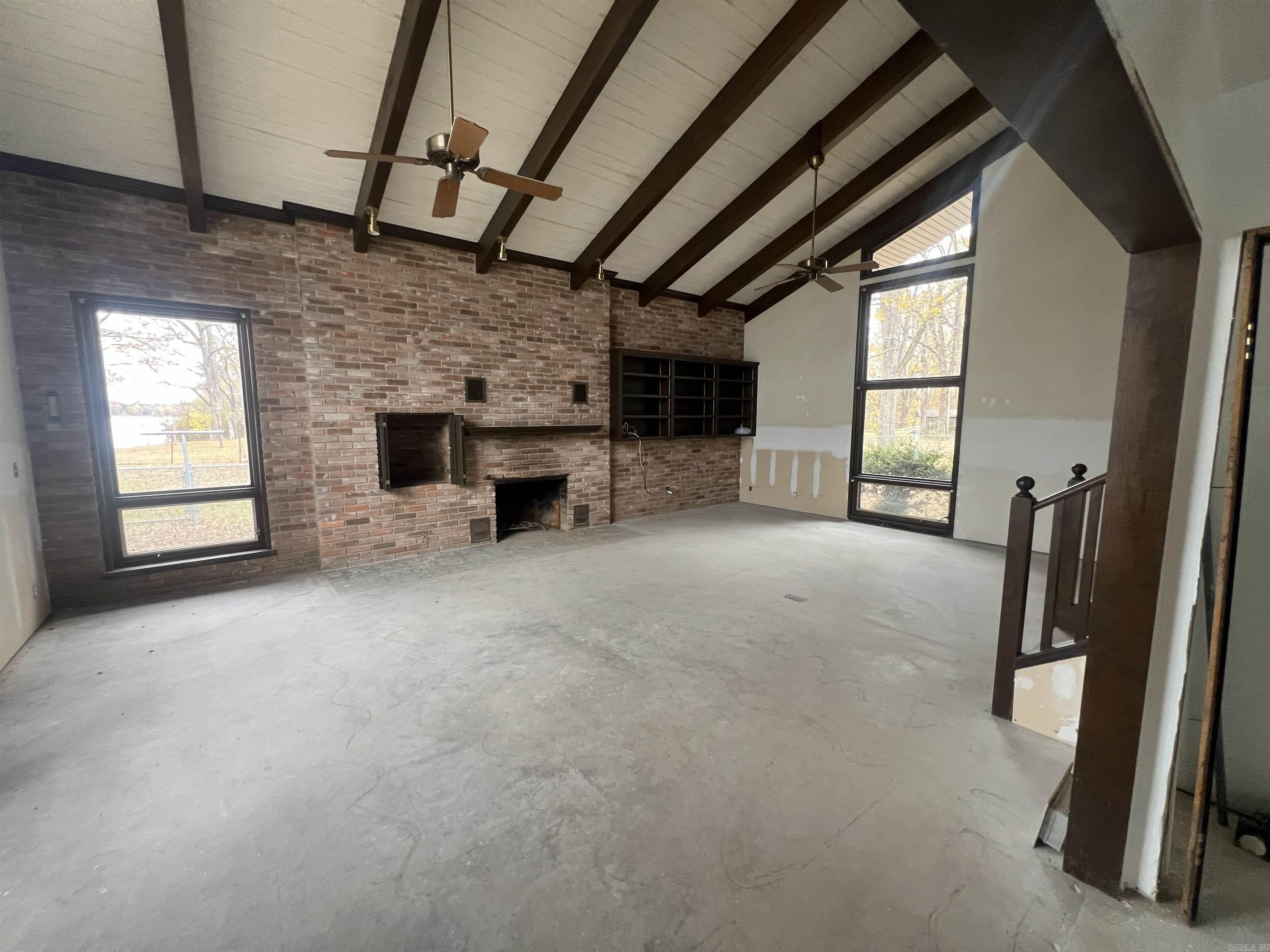 BRIDGES WALKER - Residential