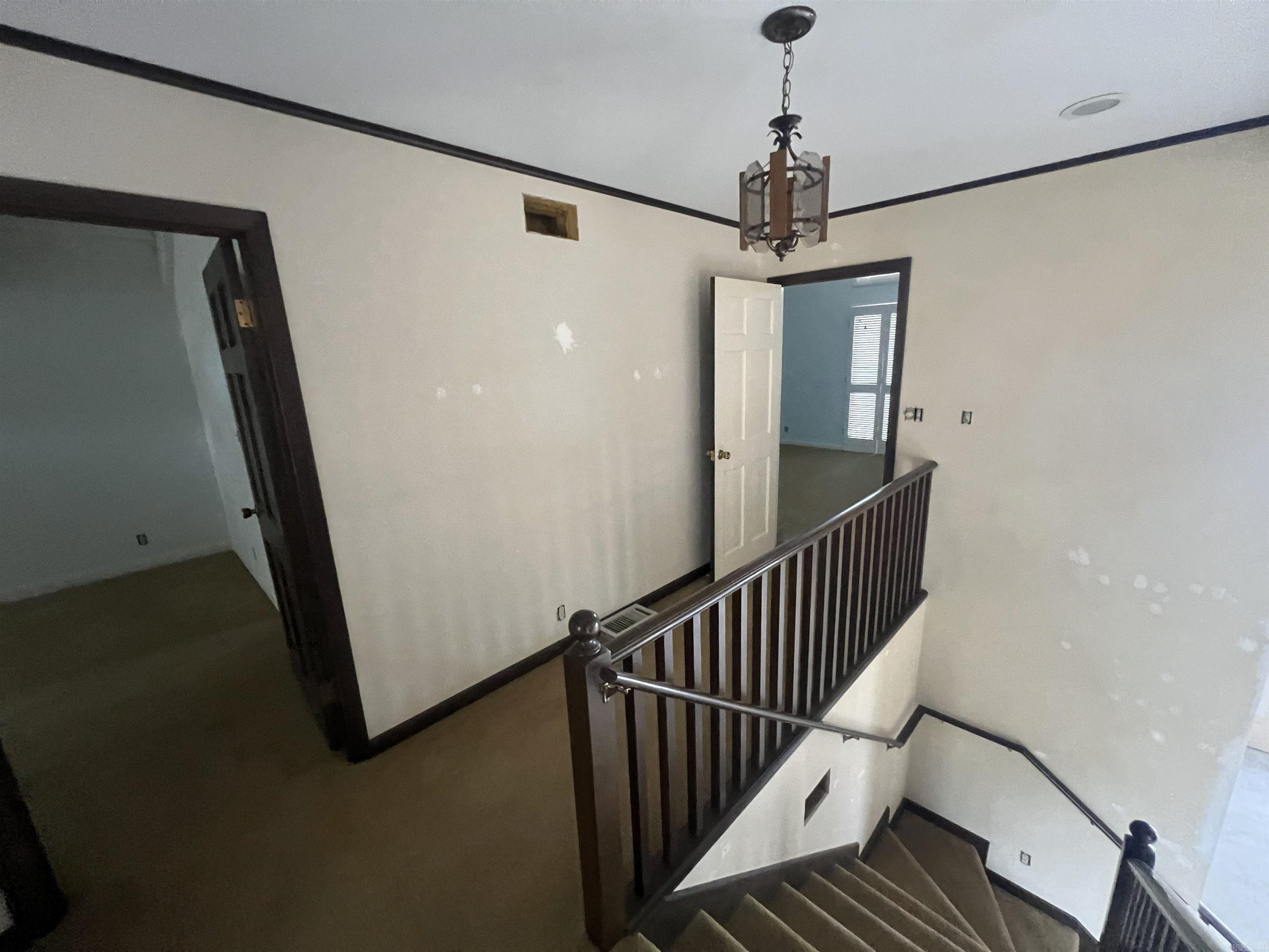 BRIDGES WALKER - Residential