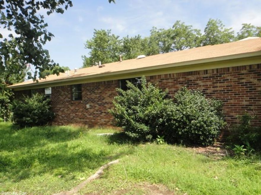 Country life in City Limits. Brick home on 3/4 acre.  Easy access to commute. This is a Chase foreclosure and they require their addendum and our state contract plus the other disclosures attached in associate documents. Please leave adequate time for answers on offers. Property is sold "as is" and "where is" with no warranties expressed or implied. see agent remarks.