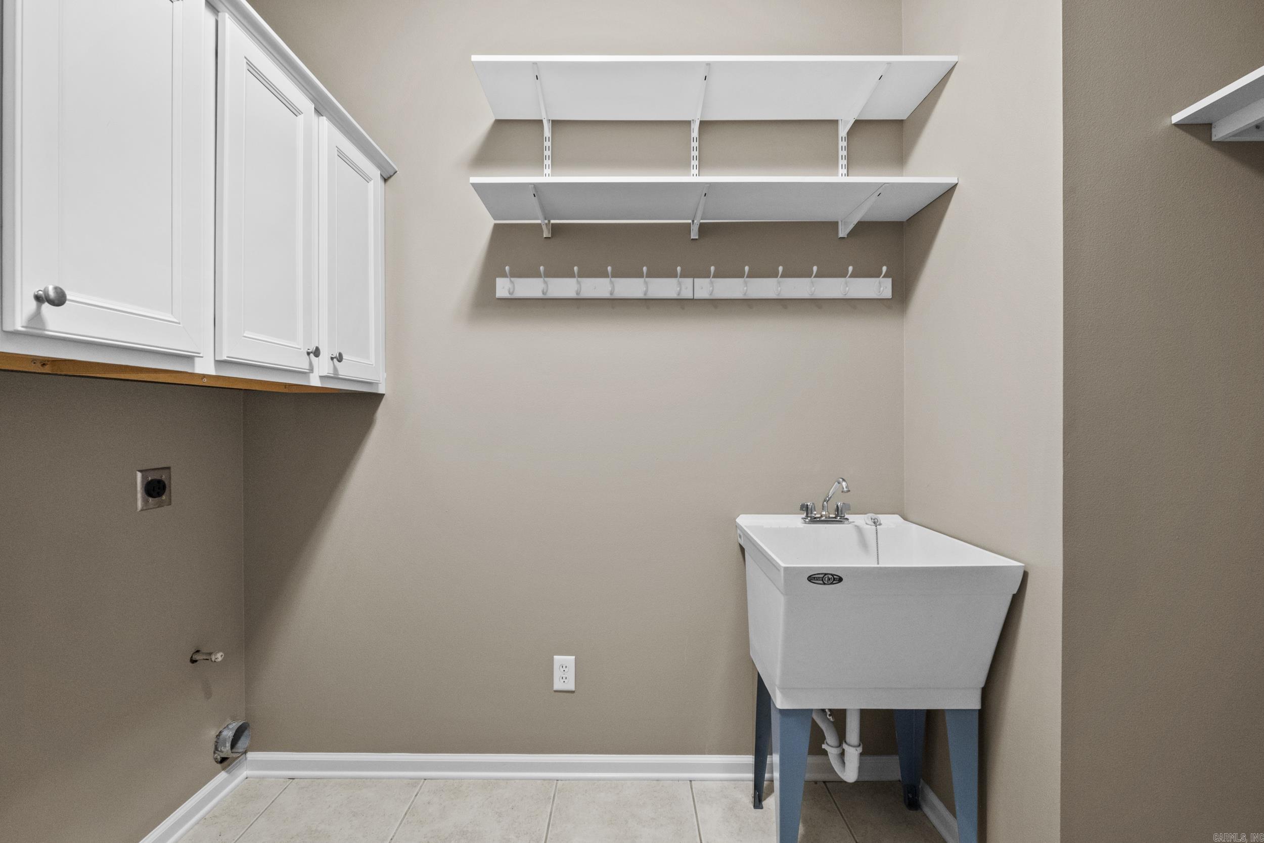 AUSTIN LAKES ON THE BAY ADDN - Residential