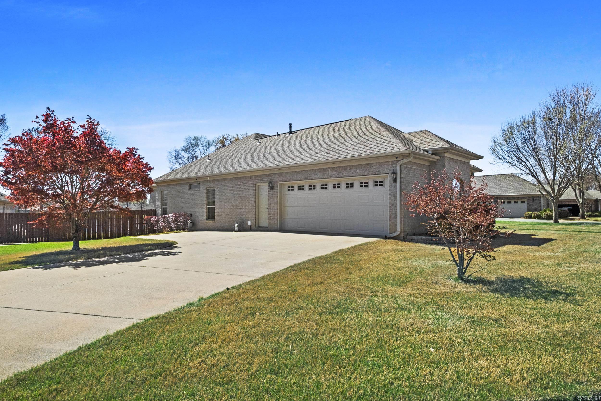 AUSTIN LAKES ON THE BAY ADDN - Residential