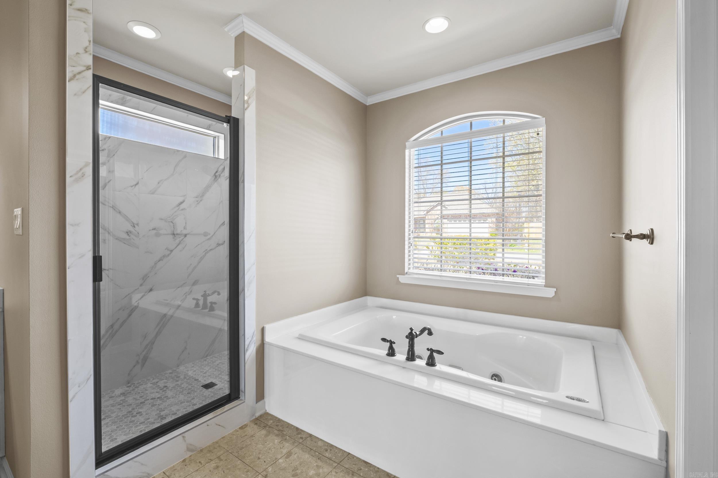 AUSTIN LAKES ON THE BAY ADDN - Residential