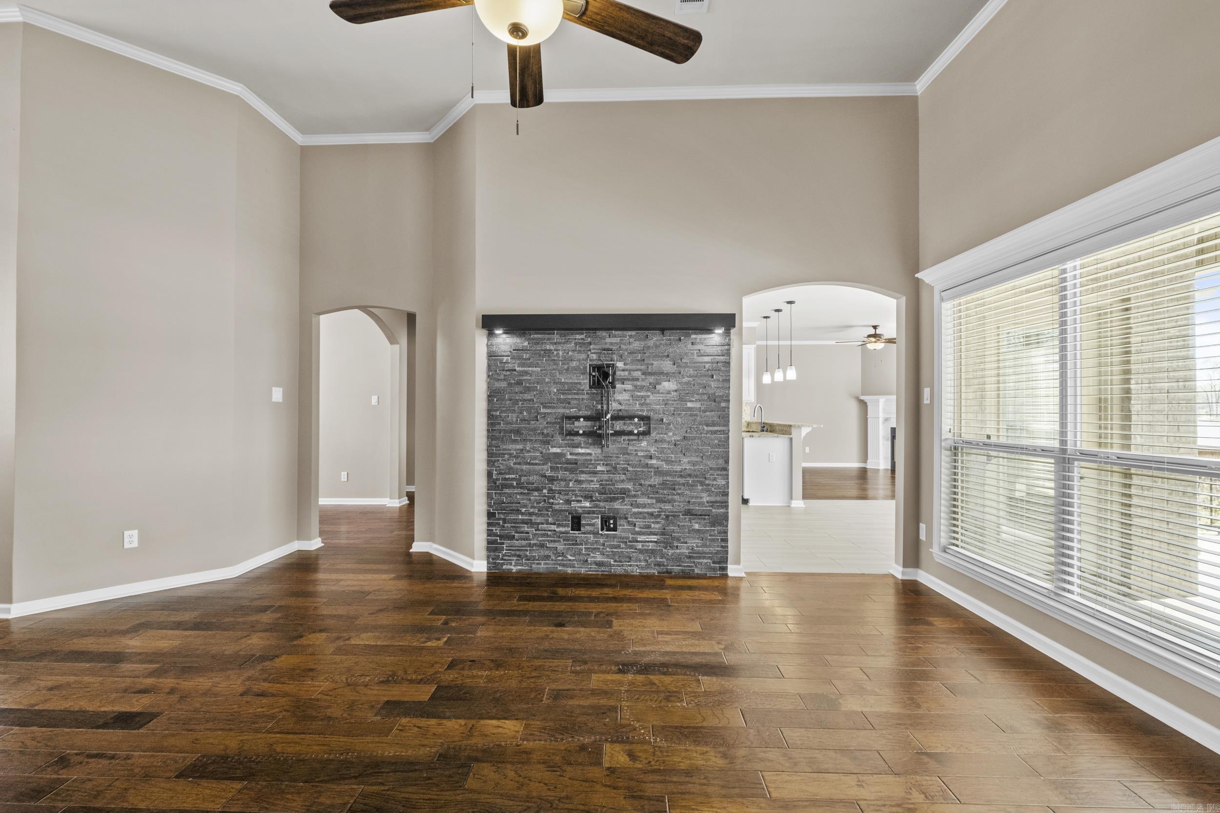 AUSTIN LAKES ON THE BAY ADDN - Residential