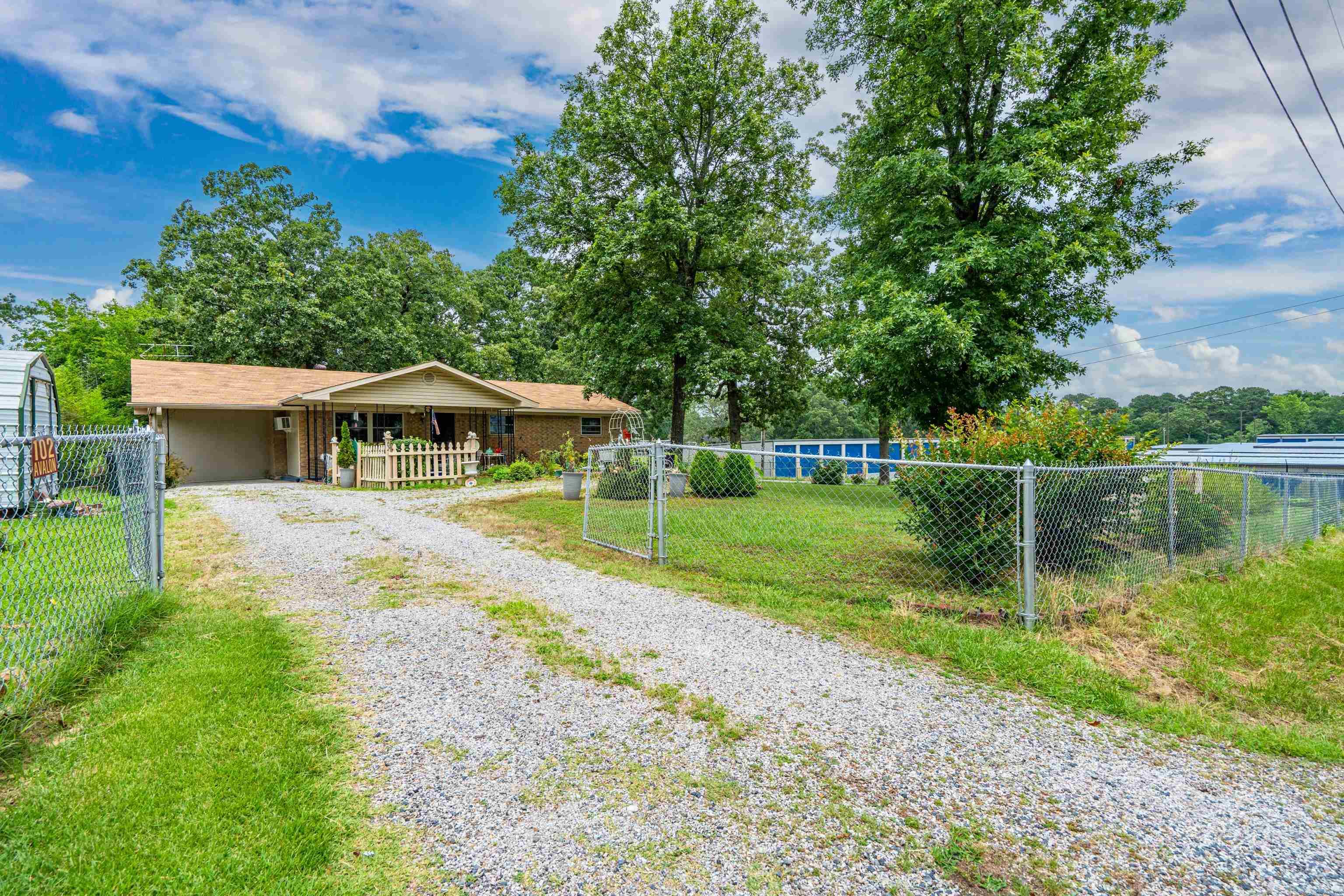 WEST WE GO ESTATES - Residential