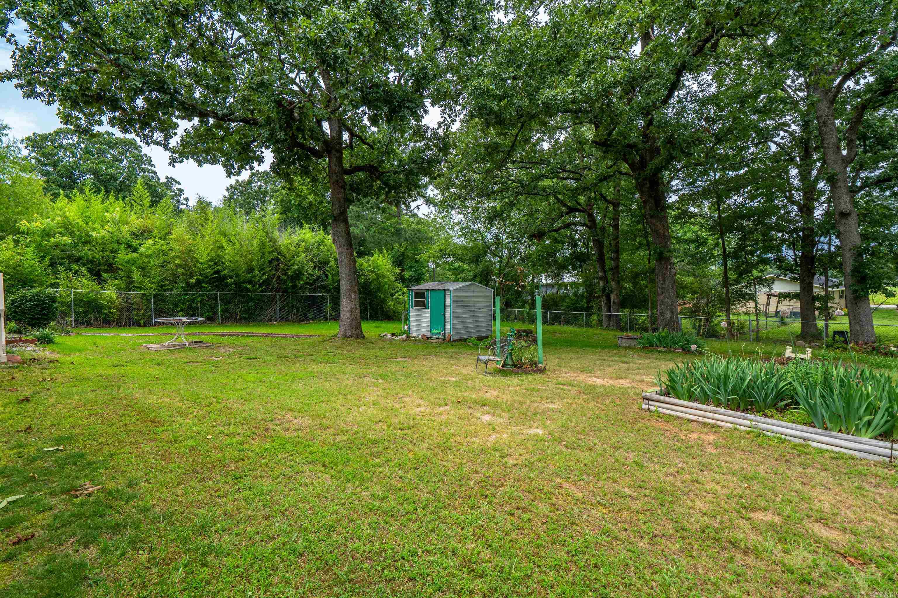 WEST WE GO ESTATES - Residential