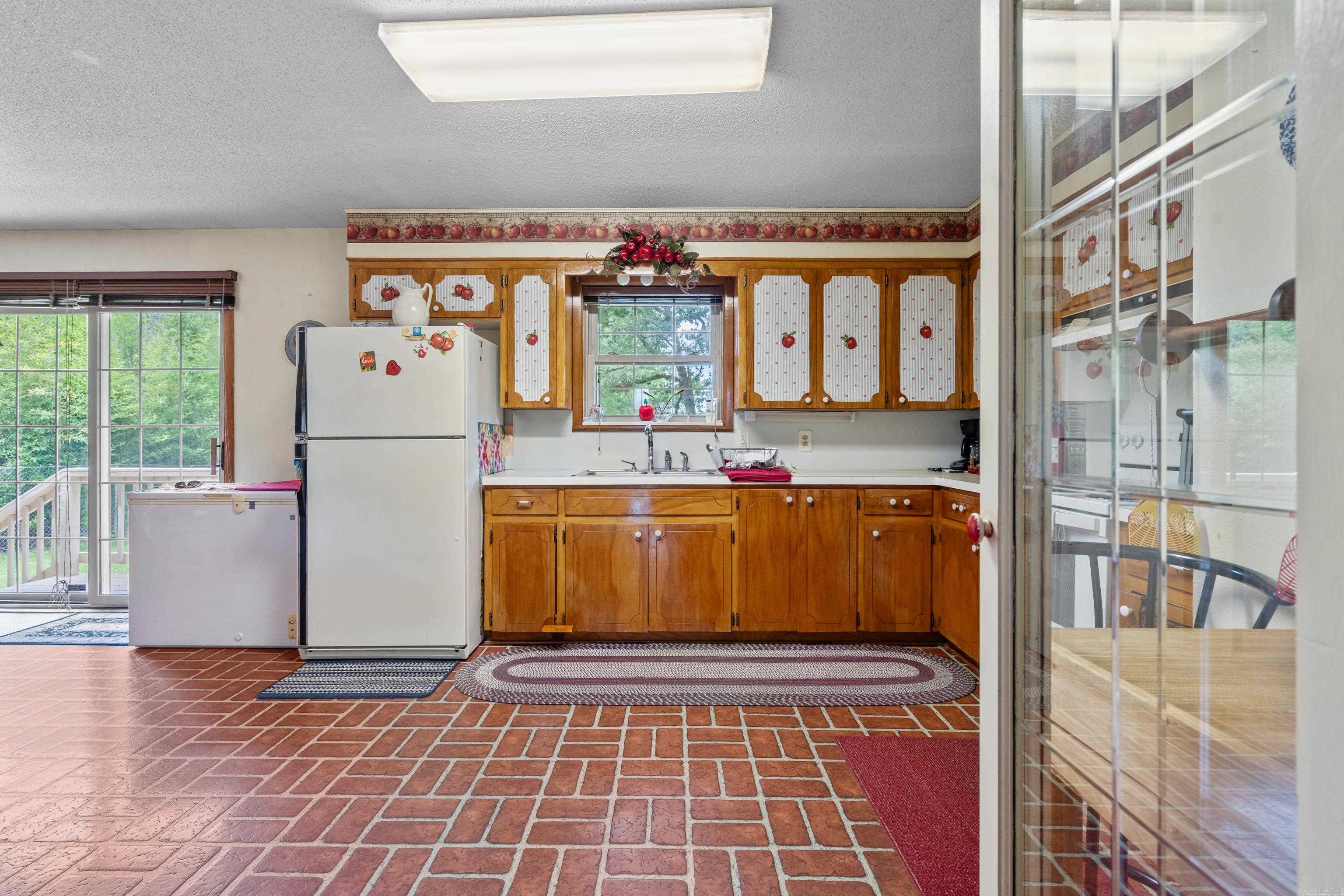 WEST WE GO ESTATES - Residential