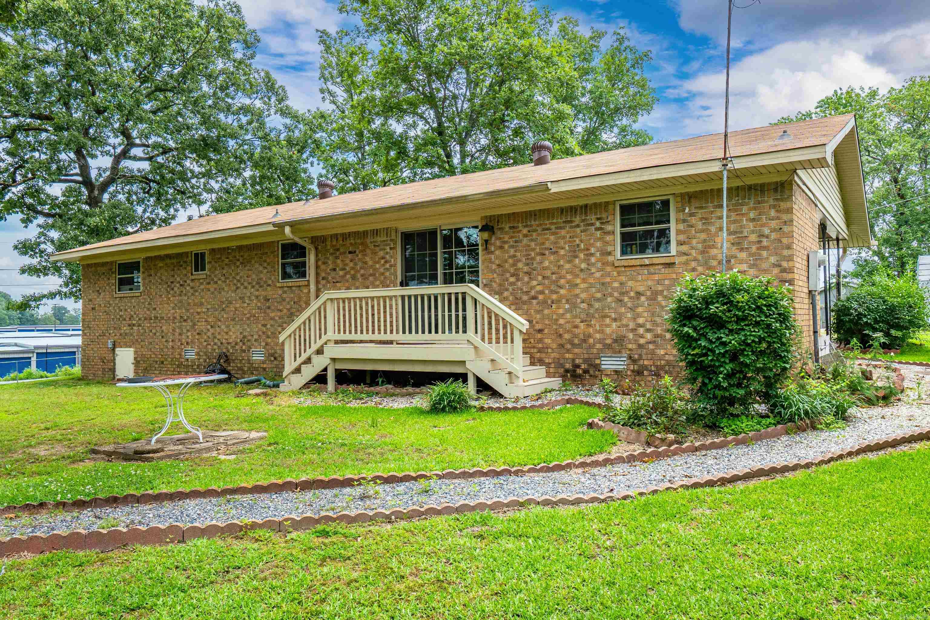 WEST WE GO ESTATES - Residential