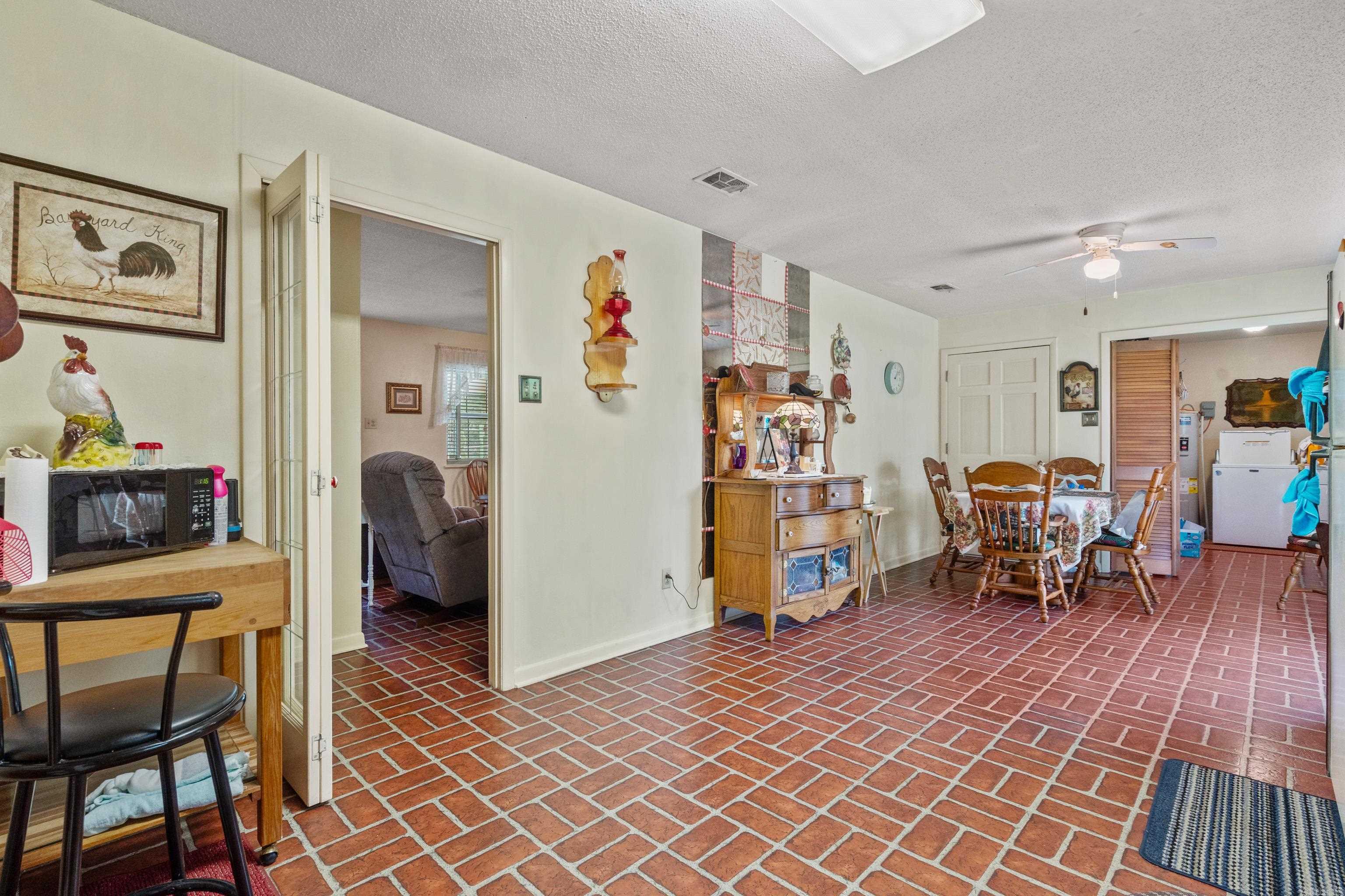 WEST WE GO ESTATES - Residential