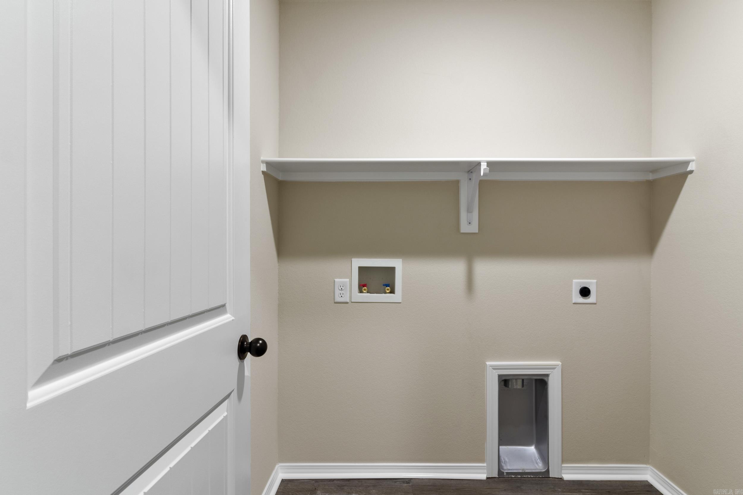 HILLDALE CROSSING - Residential