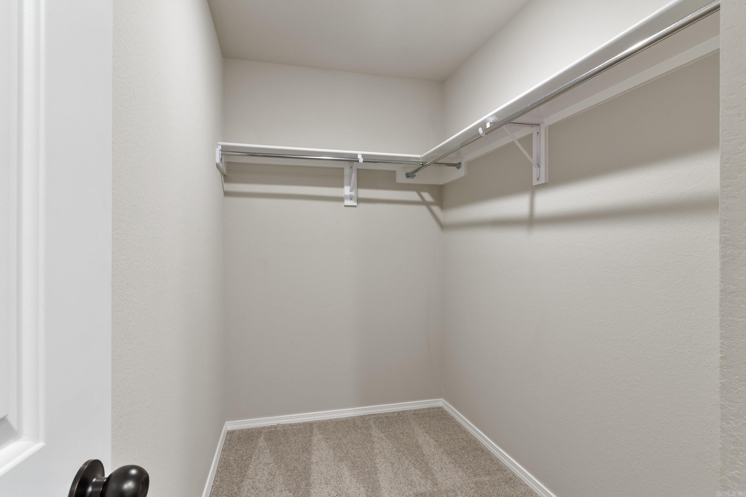 HILLDALE CROSSING - Residential