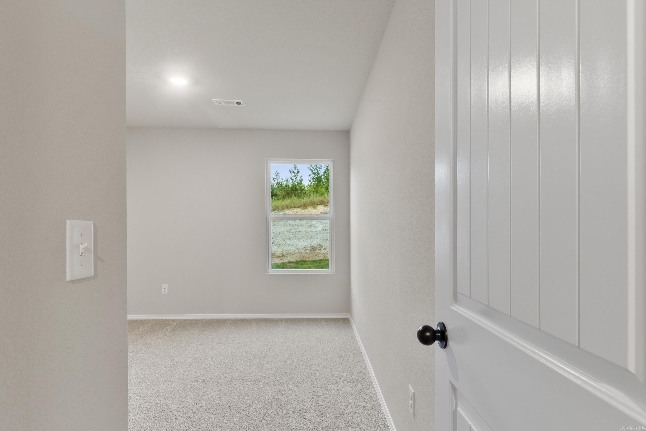 HILLDALE CROSSING - Residential