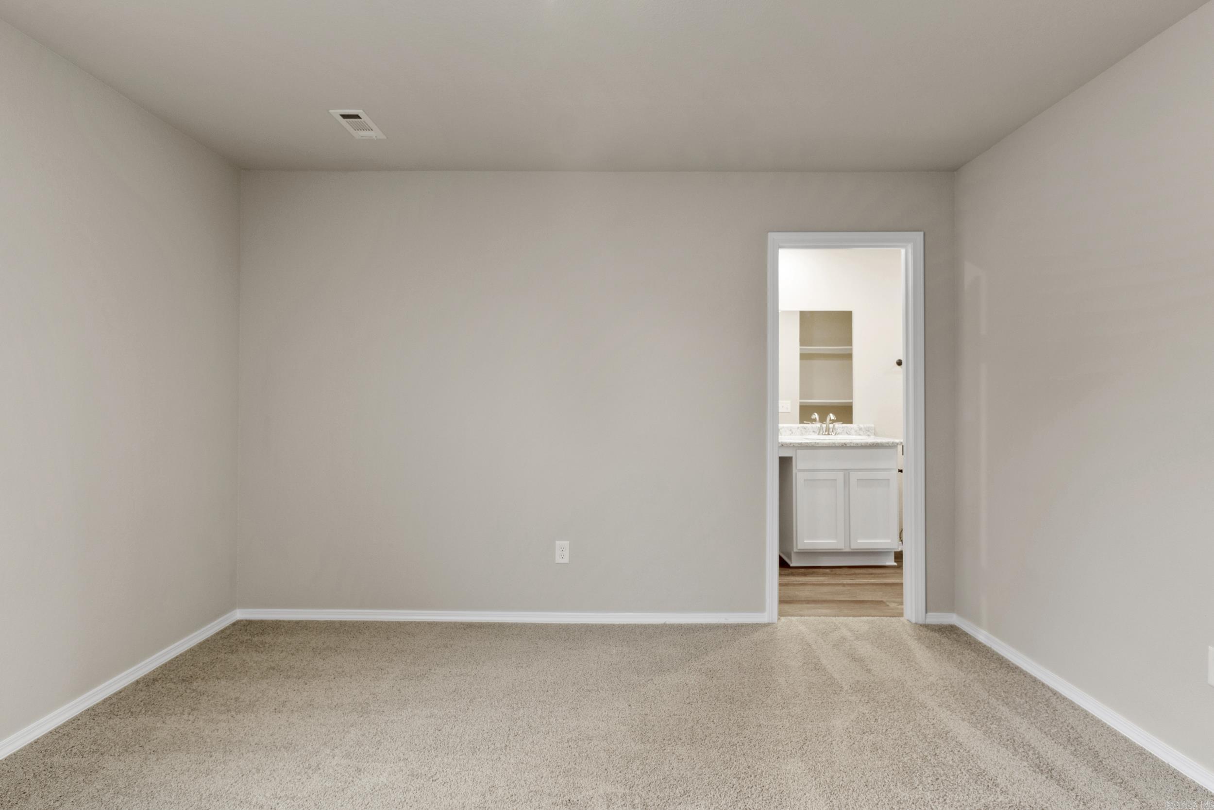 HILLDALE CROSSING - Residential