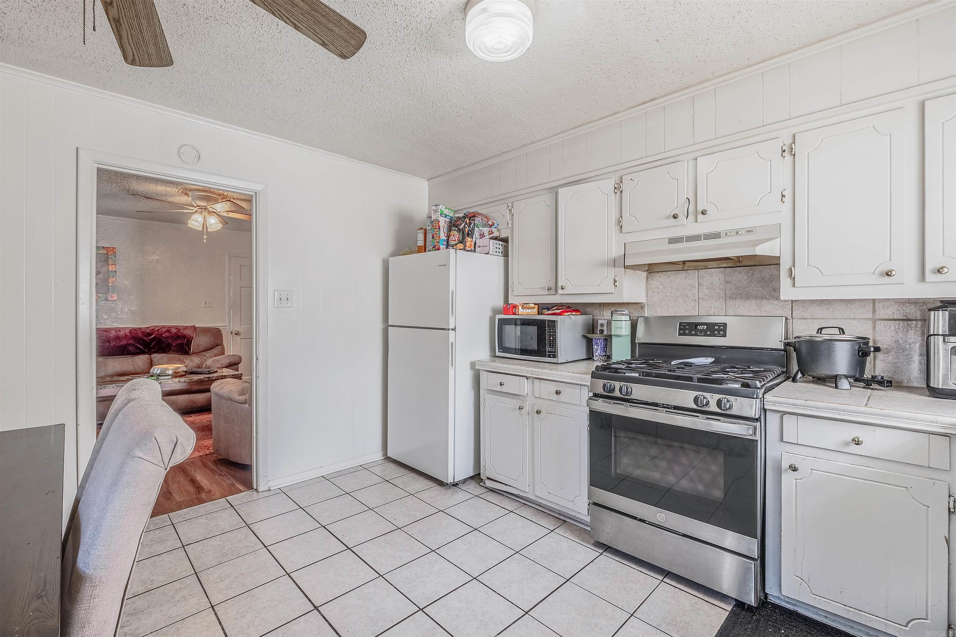 Royal Manor - Residential Income