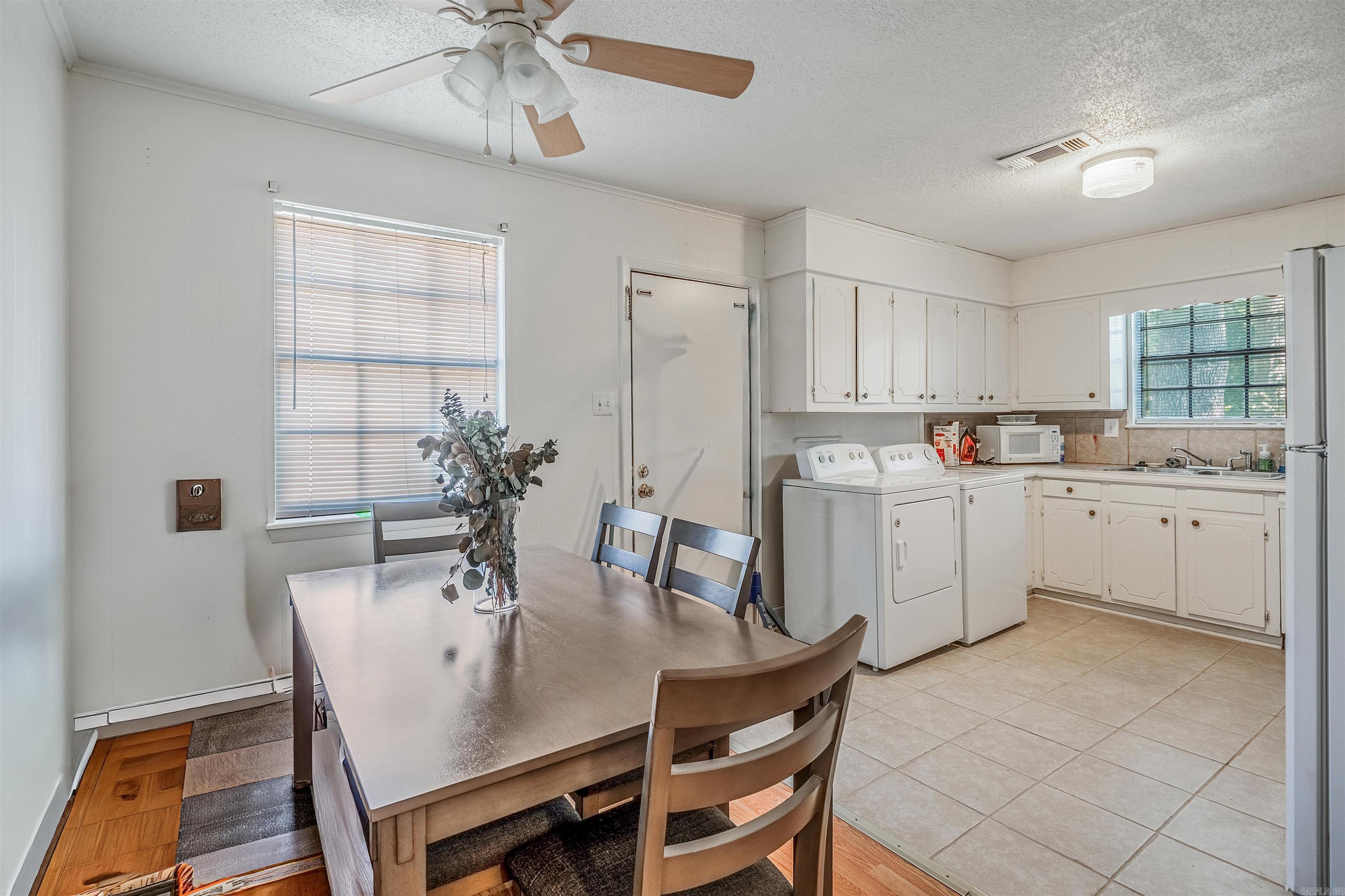 Royal Manor - Residential Income