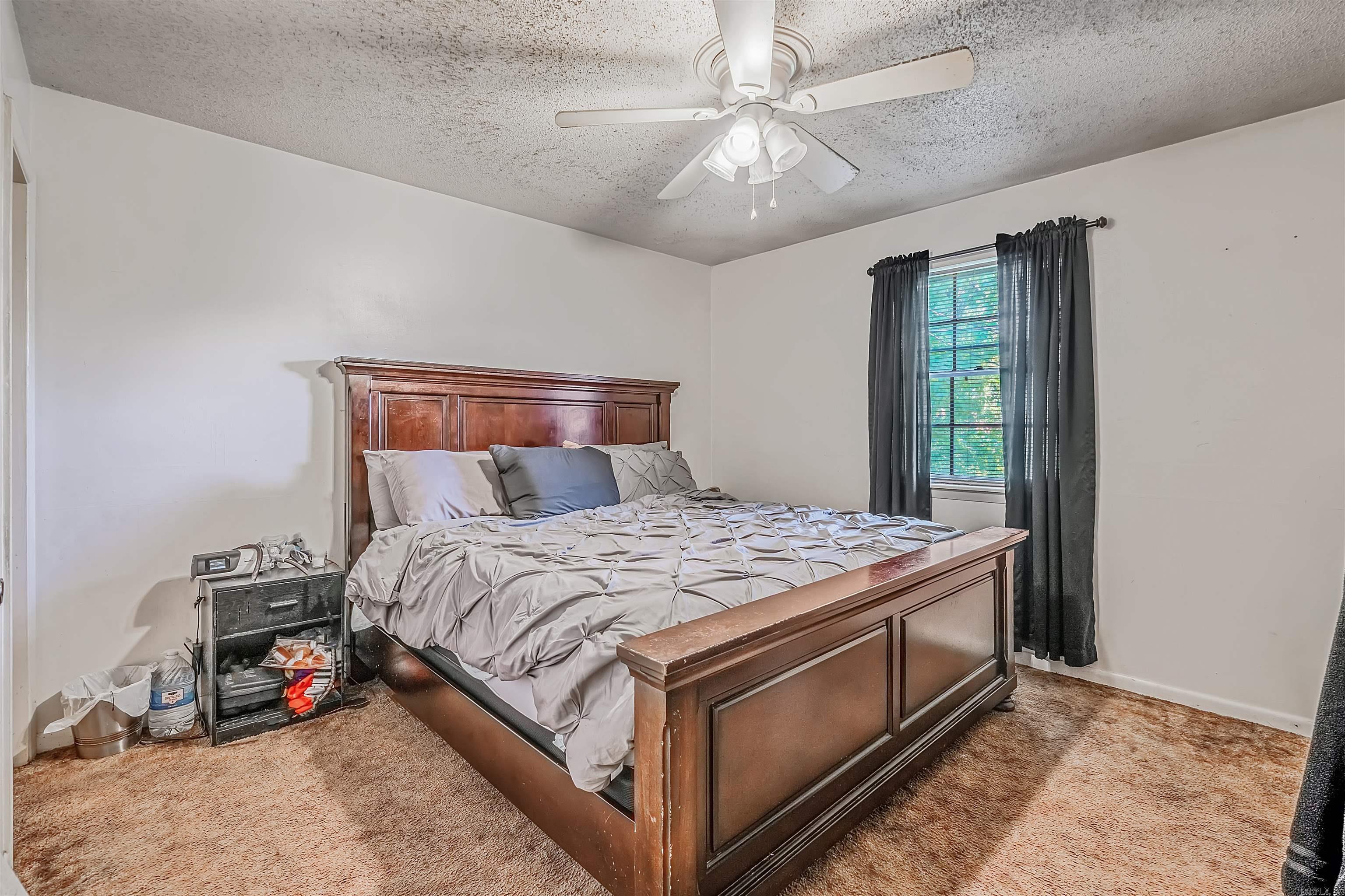 Royal Manor - Residential Income