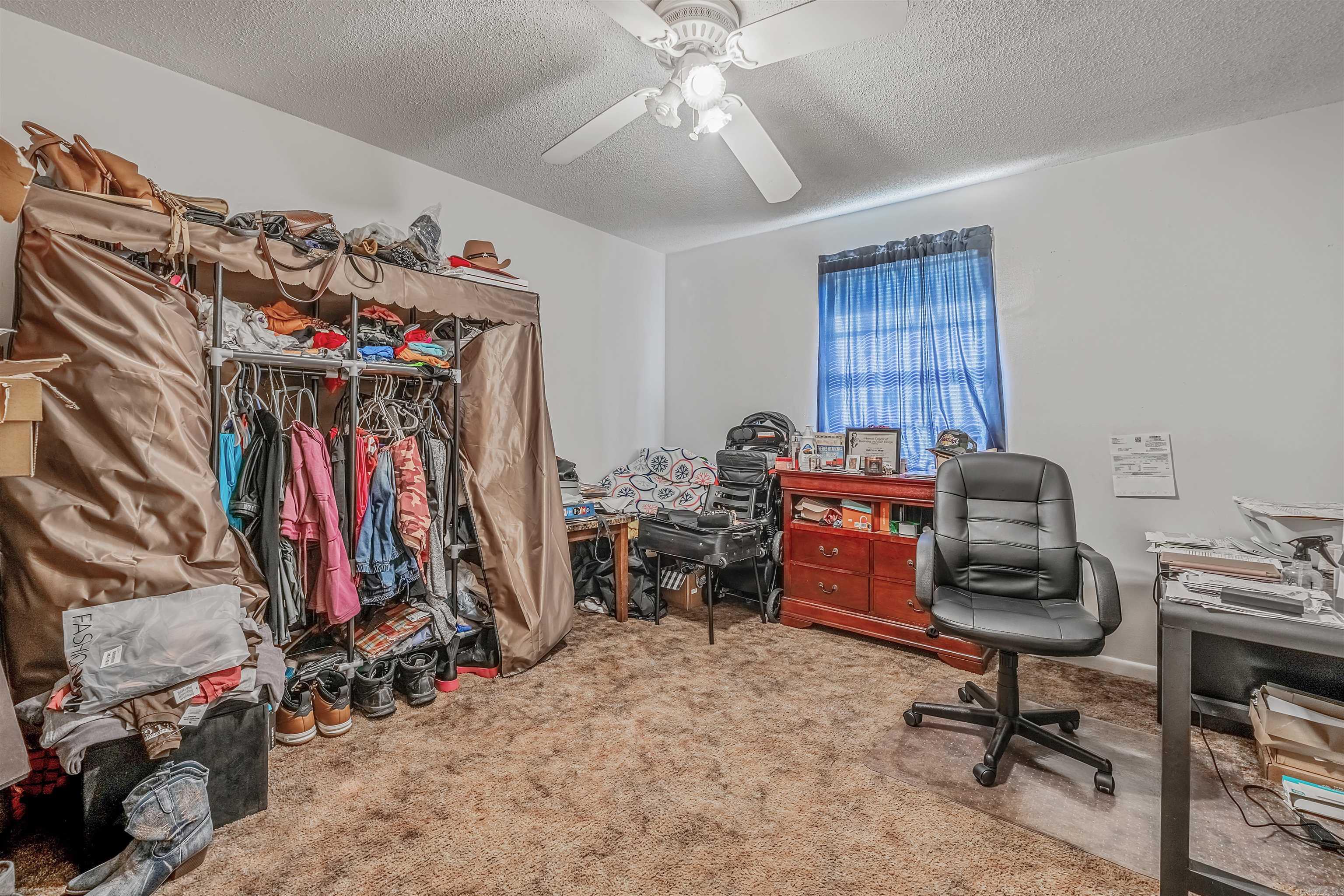 Royal Manor - Residential Income