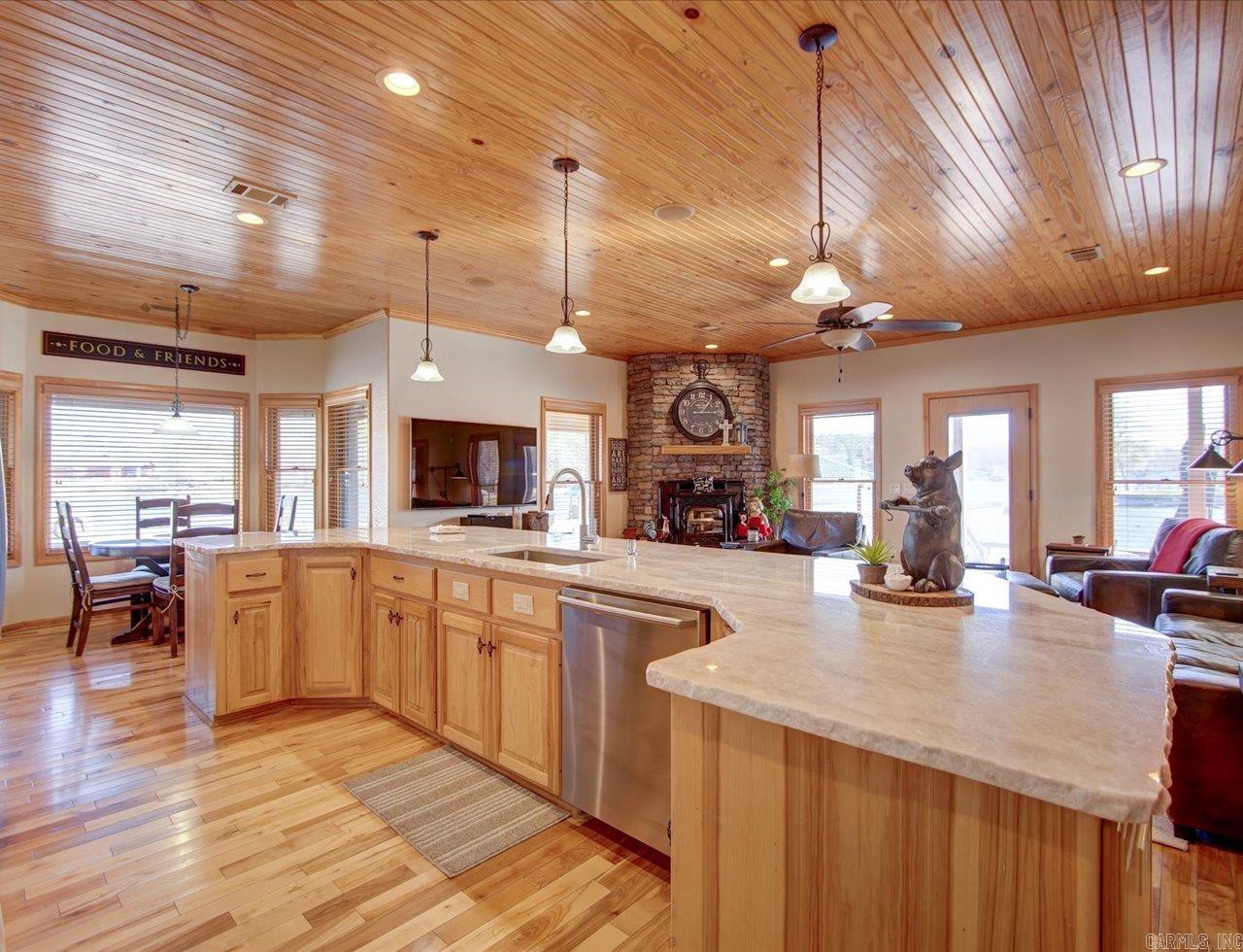 TAHOE LAKE ESTATES - Residential