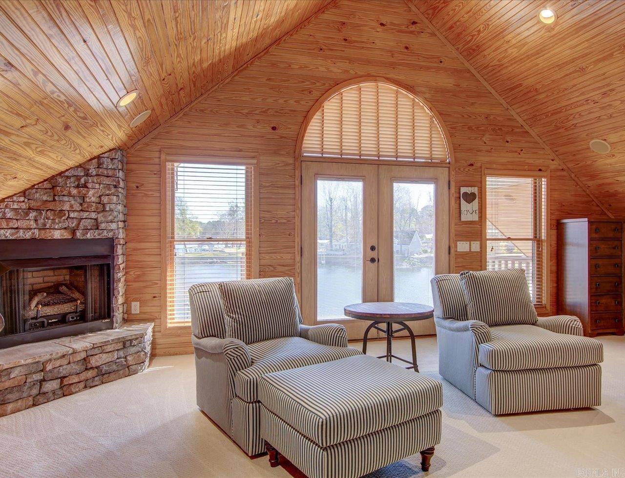 TAHOE LAKE ESTATES - Residential